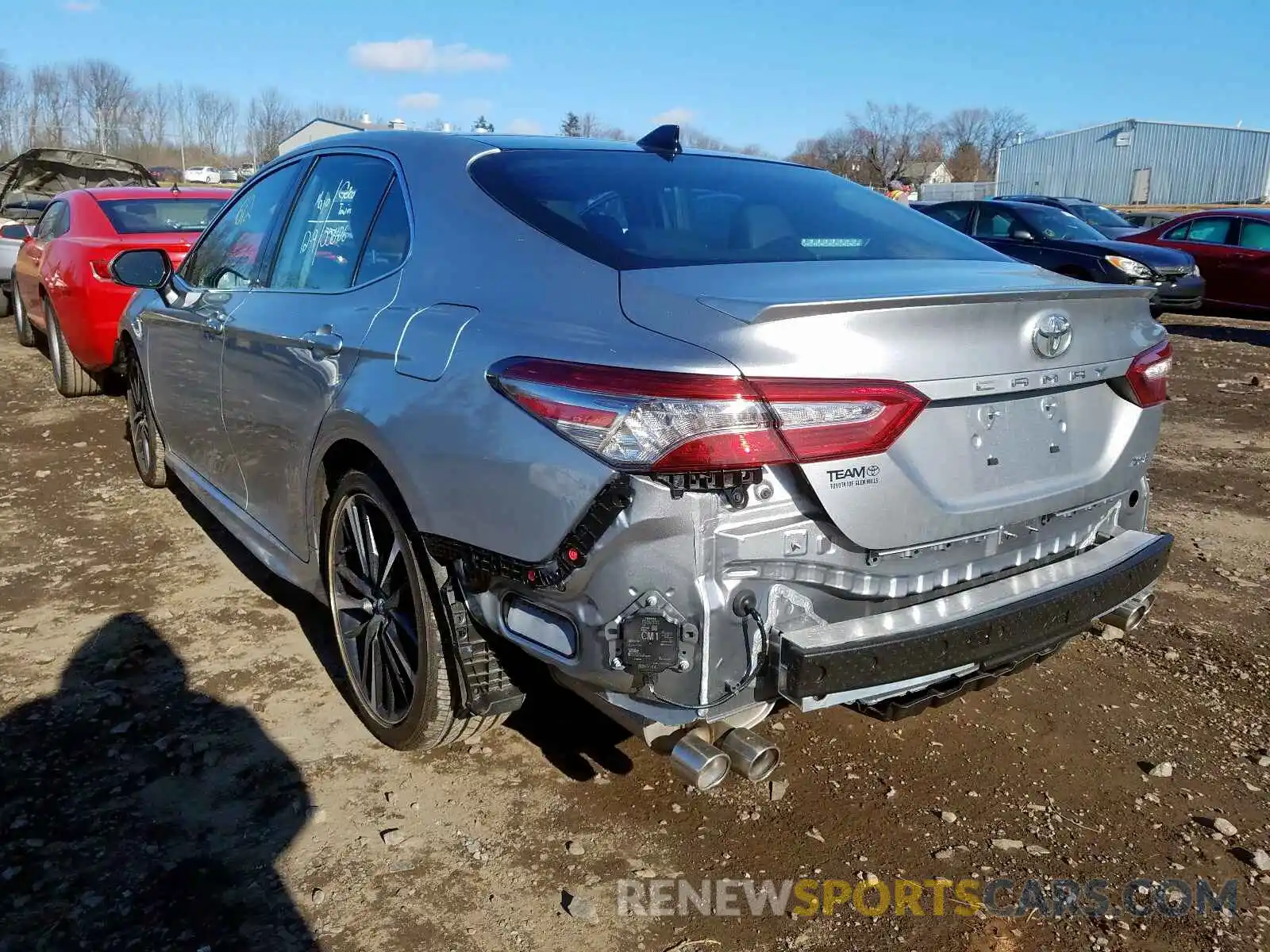 3 Photograph of a damaged car 4T1B61HK8KU831756 TOYOTA CAMRY 2019