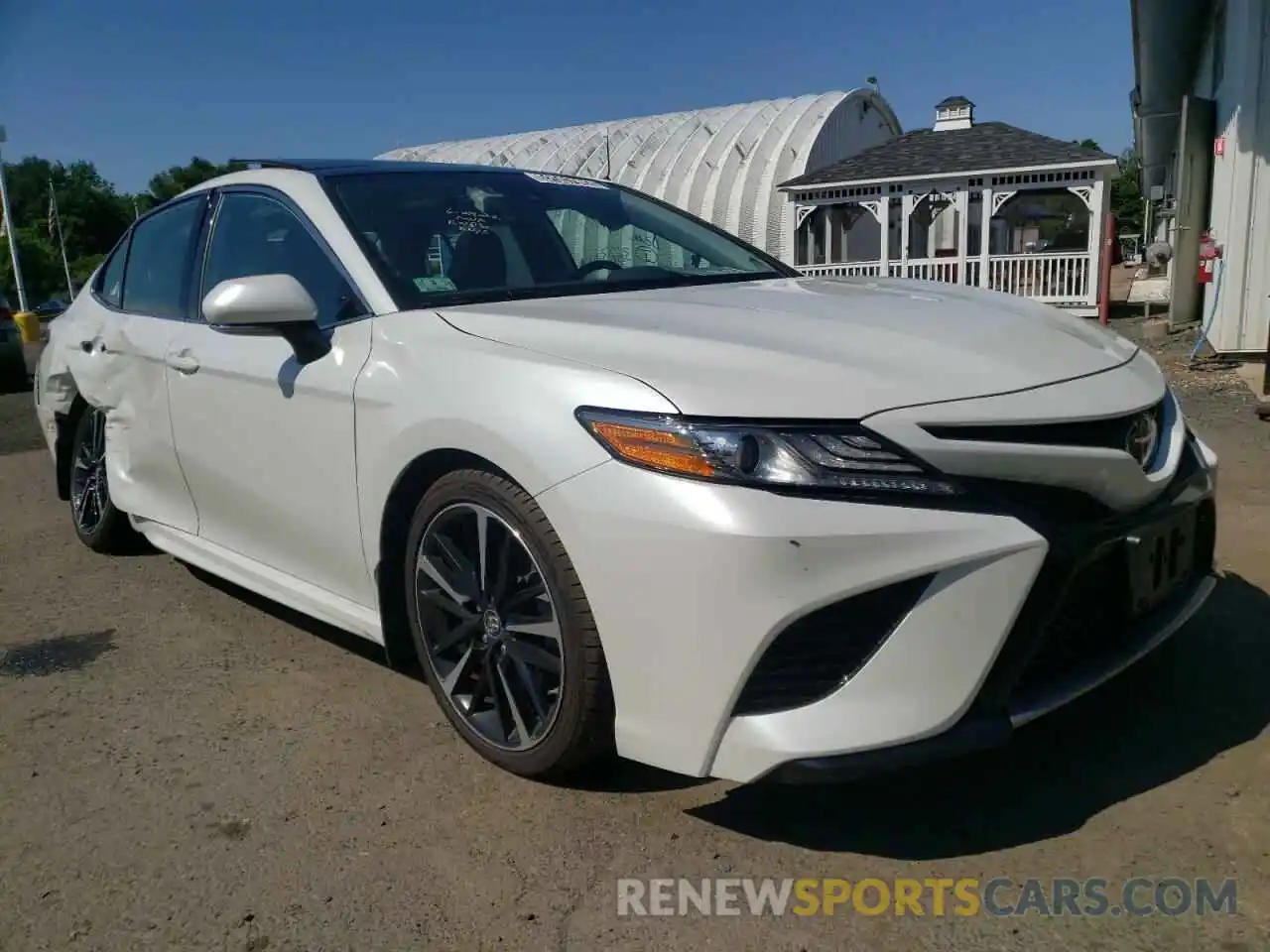 1 Photograph of a damaged car 4T1B61HK8KU834656 TOYOTA CAMRY 2019