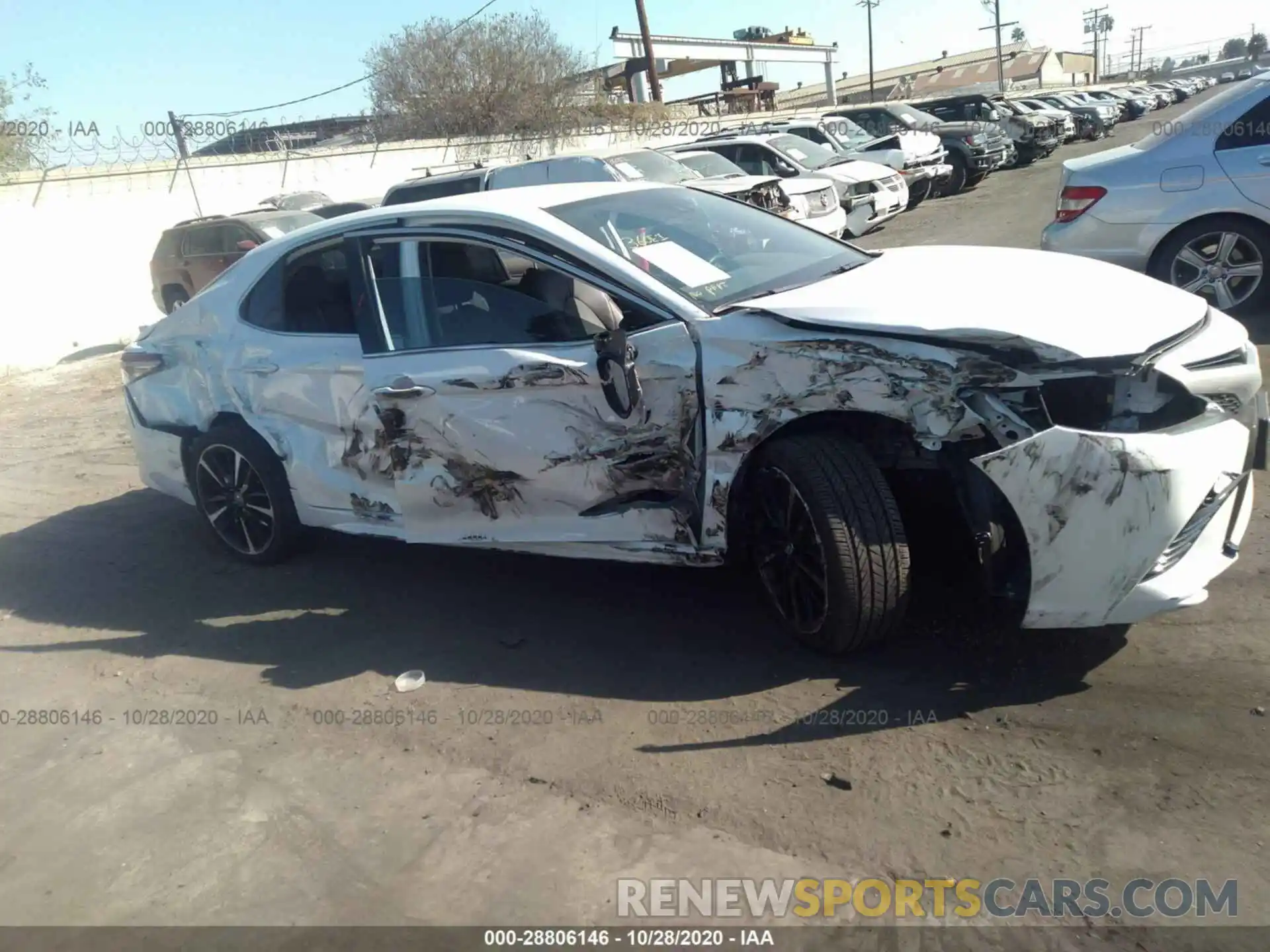 6 Photograph of a damaged car 4T1B61HK8KU836469 TOYOTA CAMRY 2019