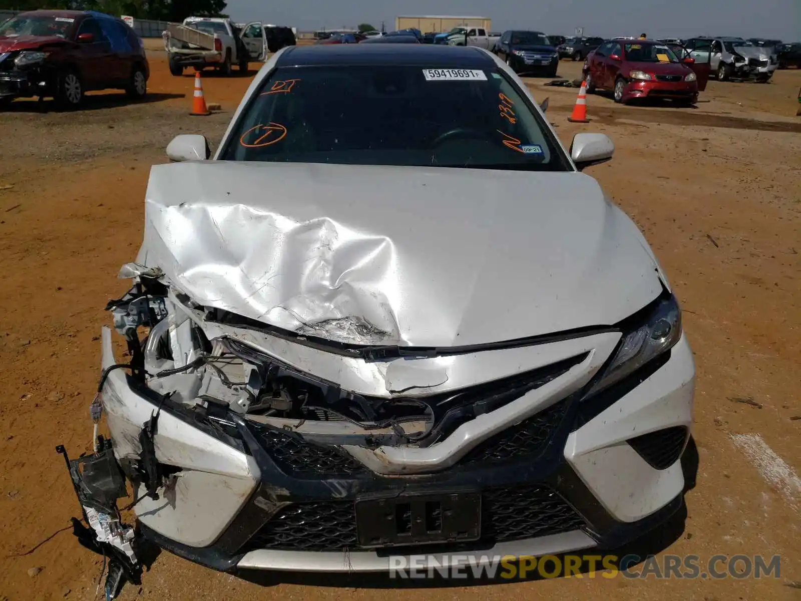 7 Photograph of a damaged car 4T1B61HK8KU842319 TOYOTA CAMRY 2019