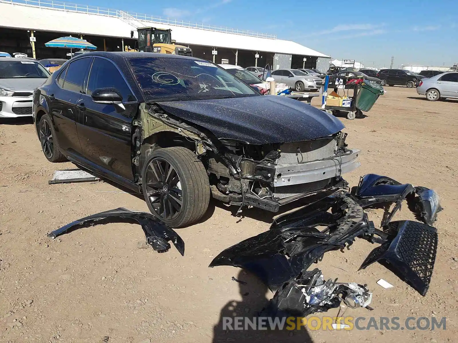 1 Photograph of a damaged car 4T1B61HK8KU846189 TOYOTA CAMRY 2019