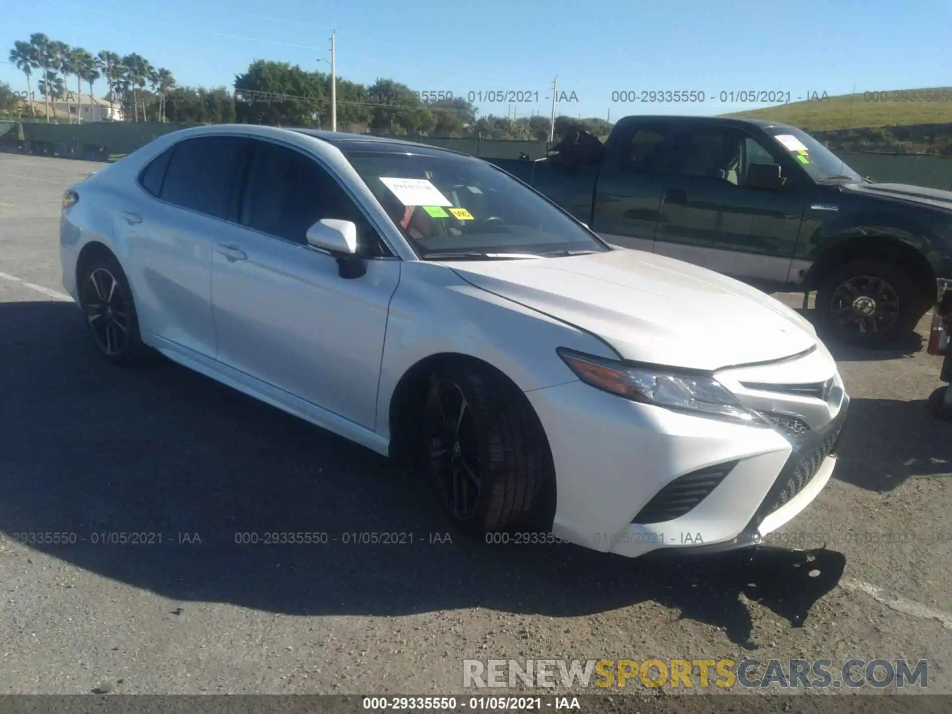 1 Photograph of a damaged car 4T1B61HK8KU848850 TOYOTA CAMRY 2019