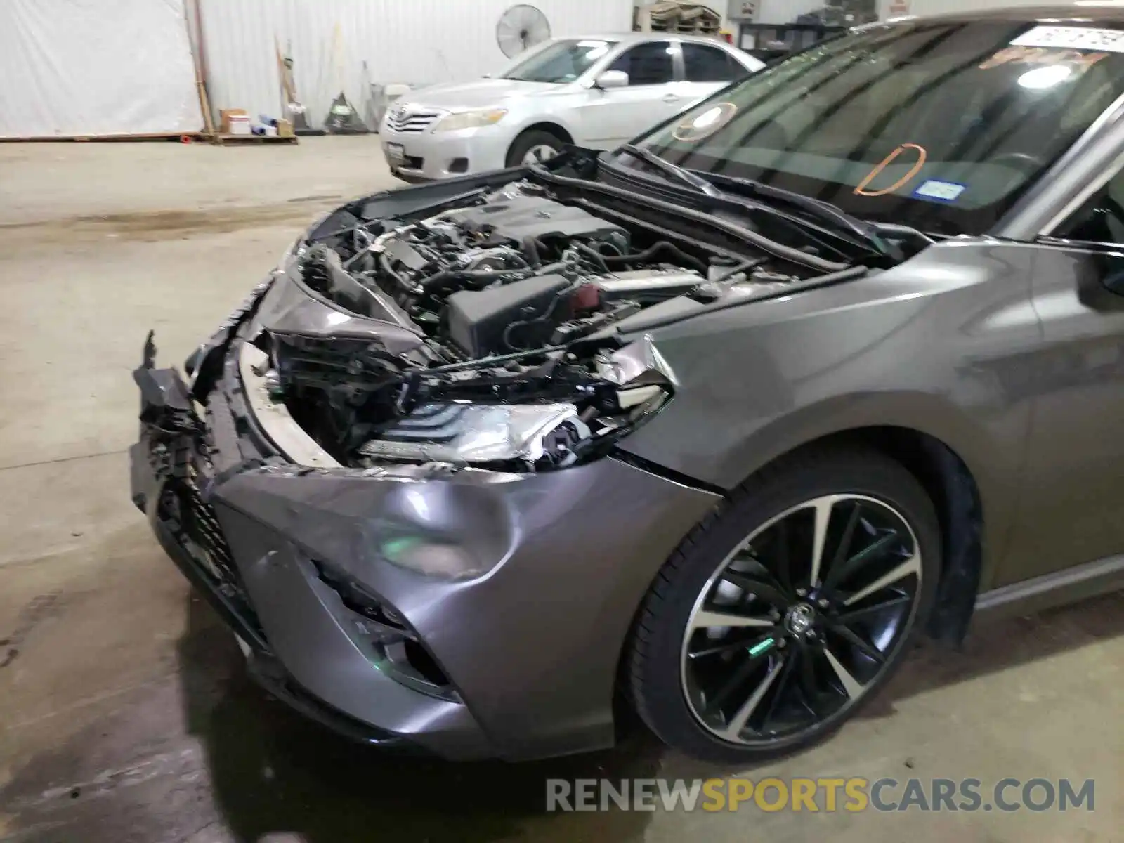 9 Photograph of a damaged car 4T1B61HK8KU856124 TOYOTA CAMRY 2019