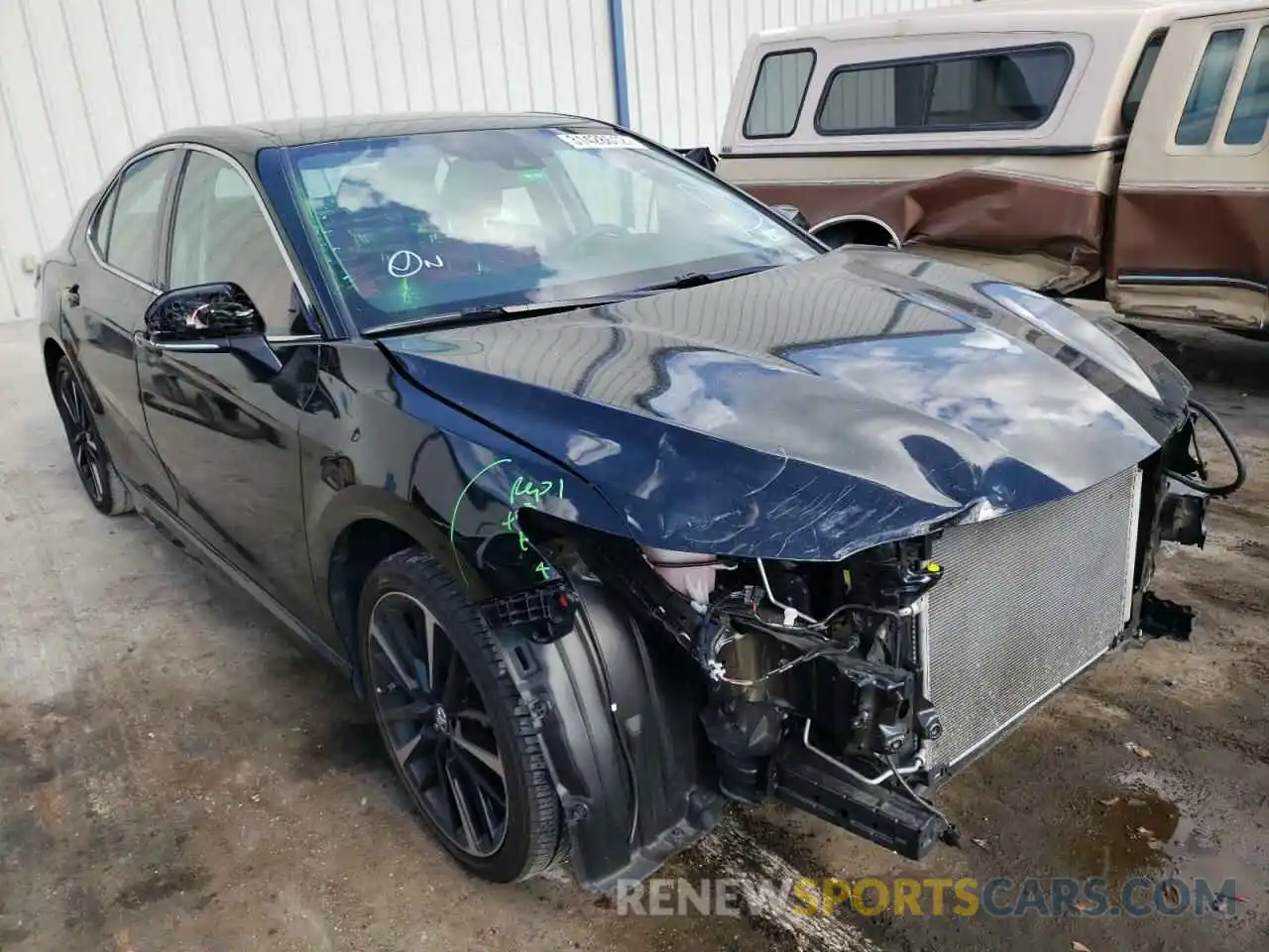 1 Photograph of a damaged car 4T1B61HK8KU856592 TOYOTA CAMRY 2019