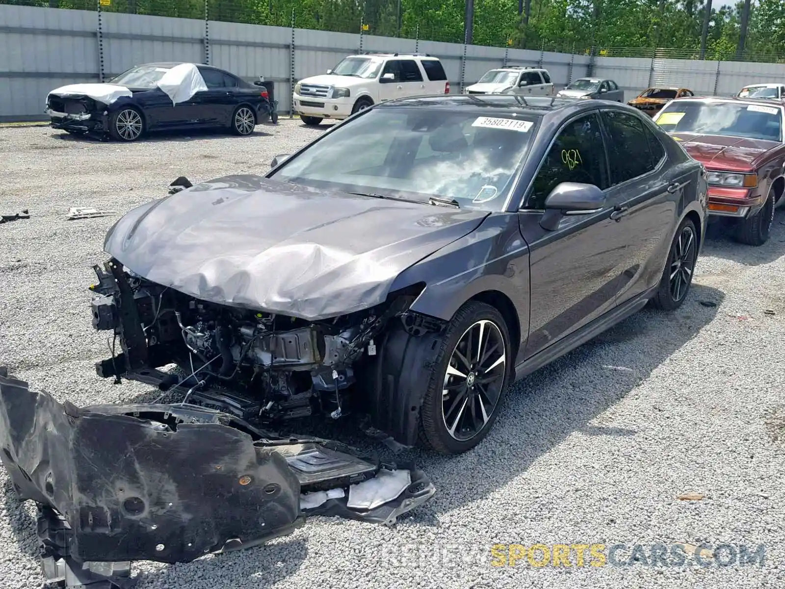 2 Photograph of a damaged car 4T1B61HK9KU161814 TOYOTA CAMRY 2019