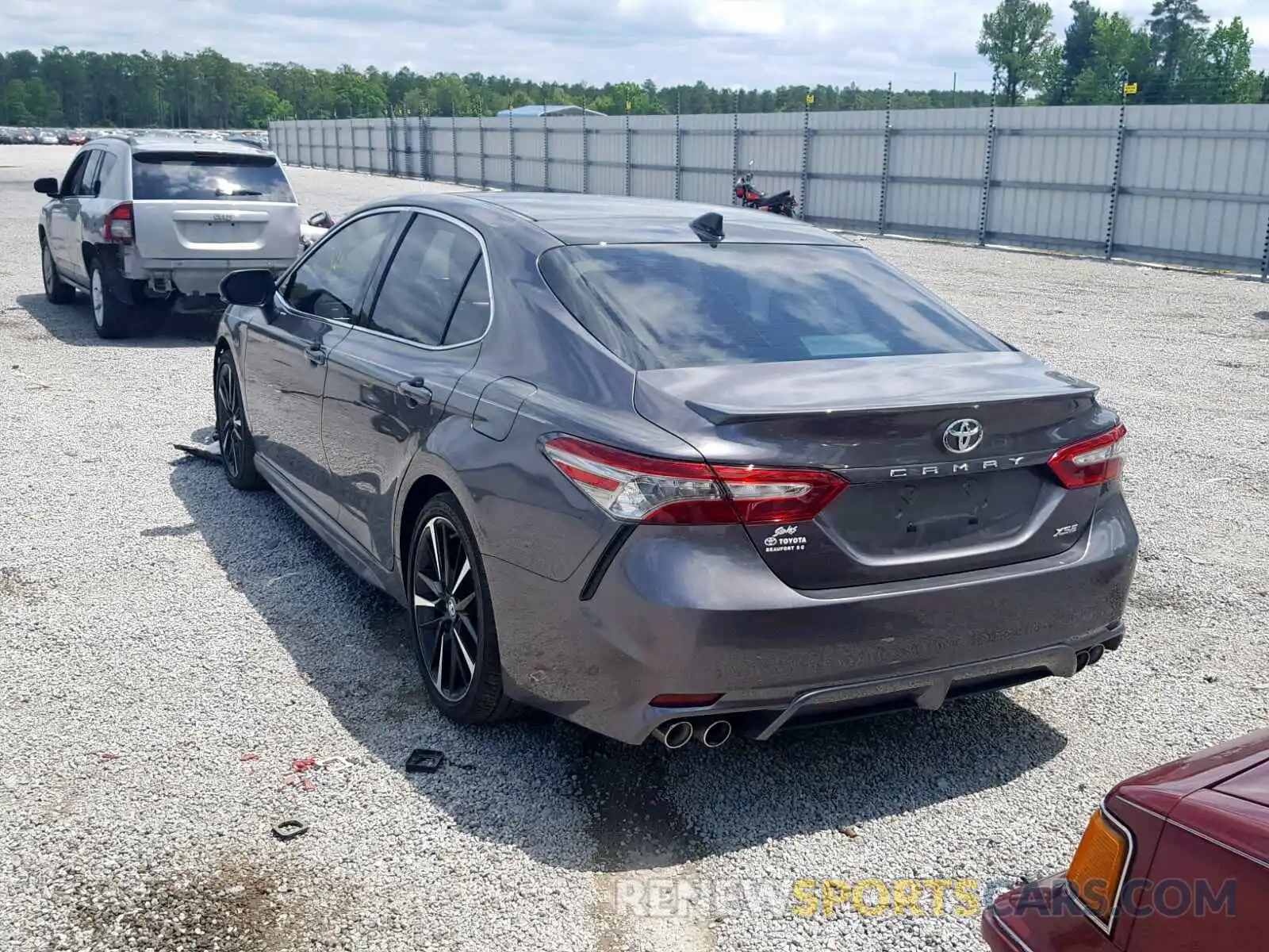 3 Photograph of a damaged car 4T1B61HK9KU161814 TOYOTA CAMRY 2019