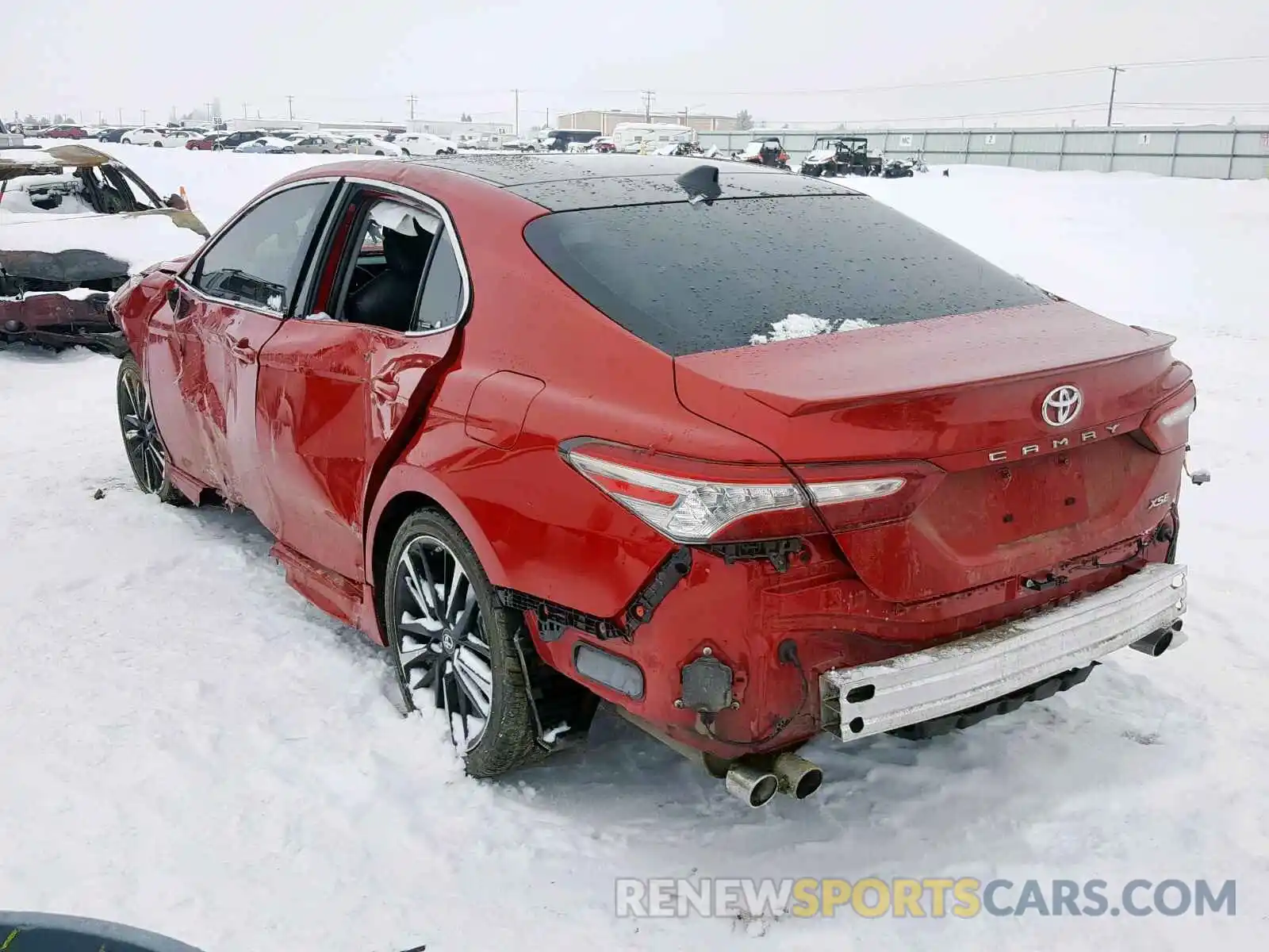 3 Photograph of a damaged car 4T1B61HK9KU162204 TOYOTA CAMRY 2019