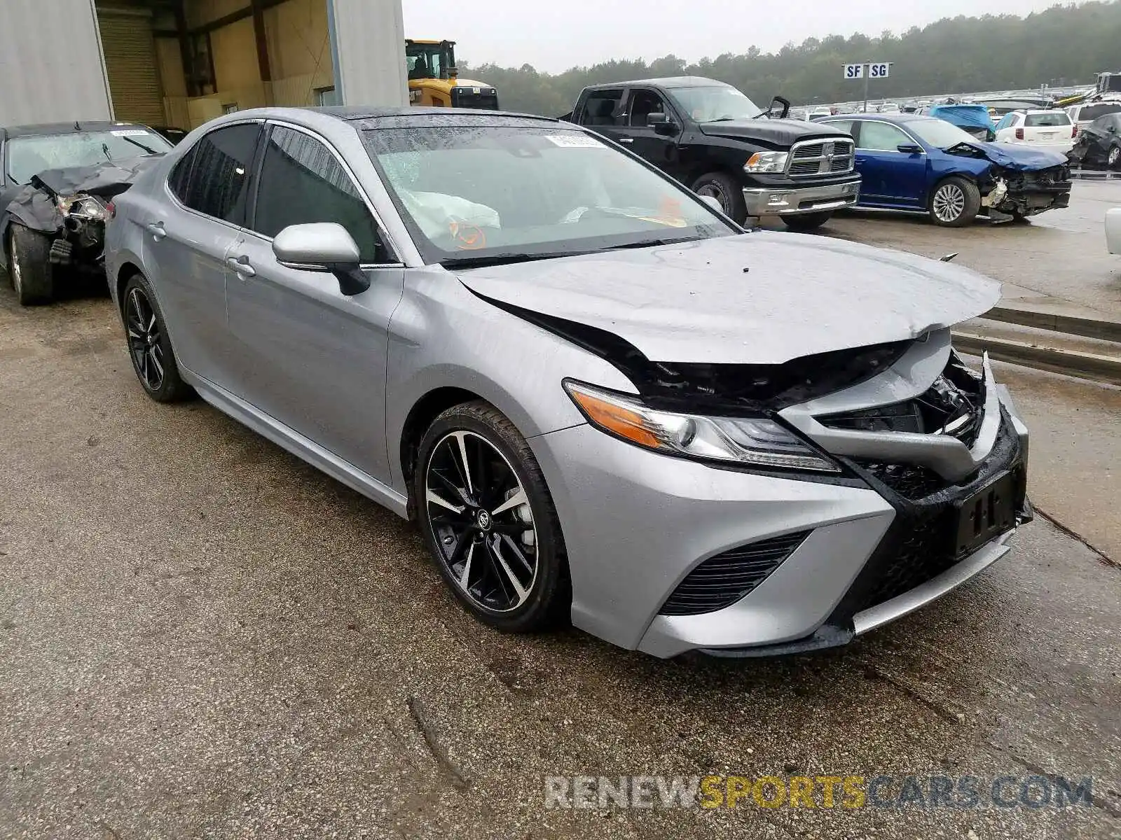 1 Photograph of a damaged car 4T1B61HK9KU169248 TOYOTA CAMRY 2019