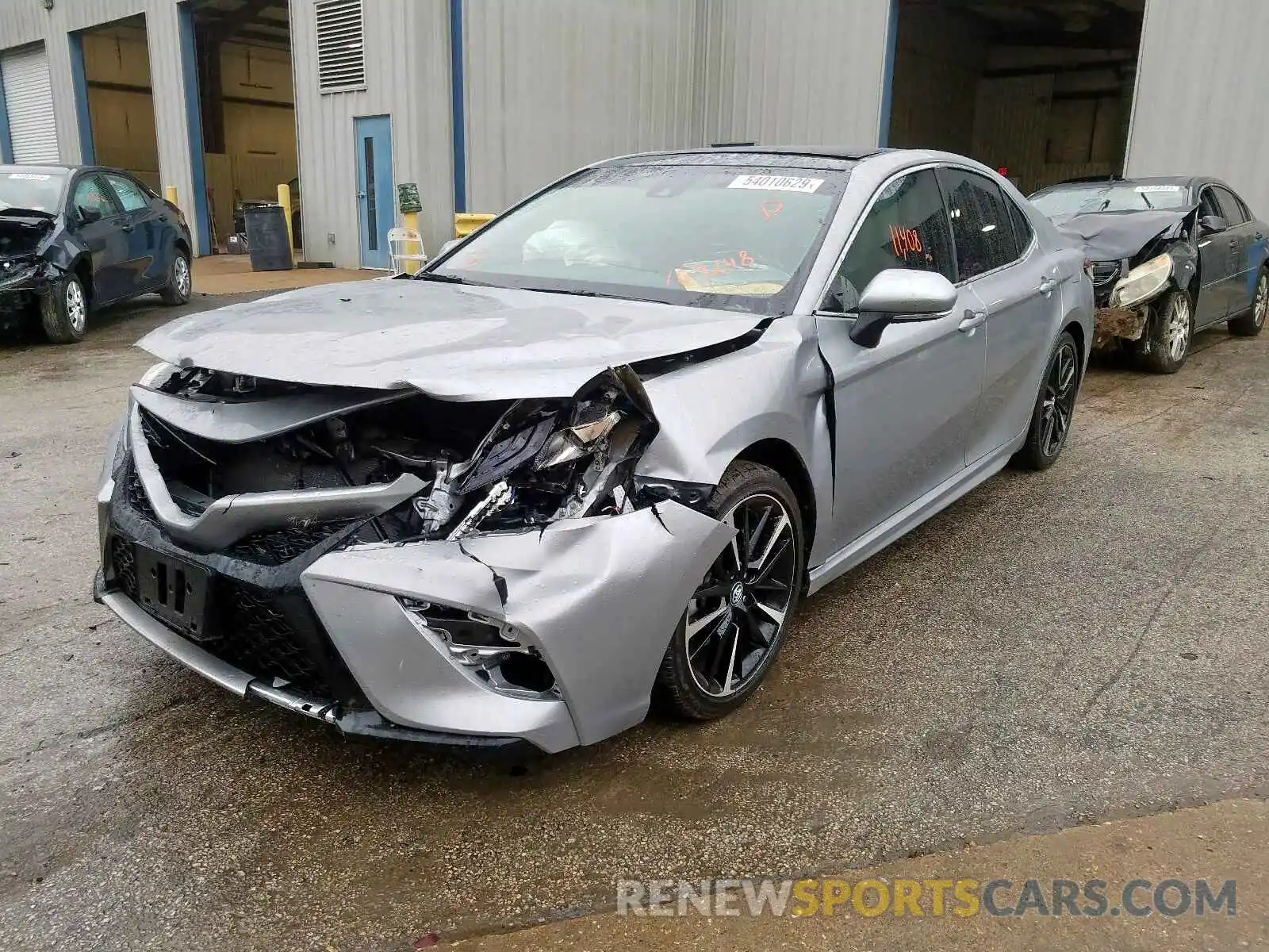 2 Photograph of a damaged car 4T1B61HK9KU169248 TOYOTA CAMRY 2019