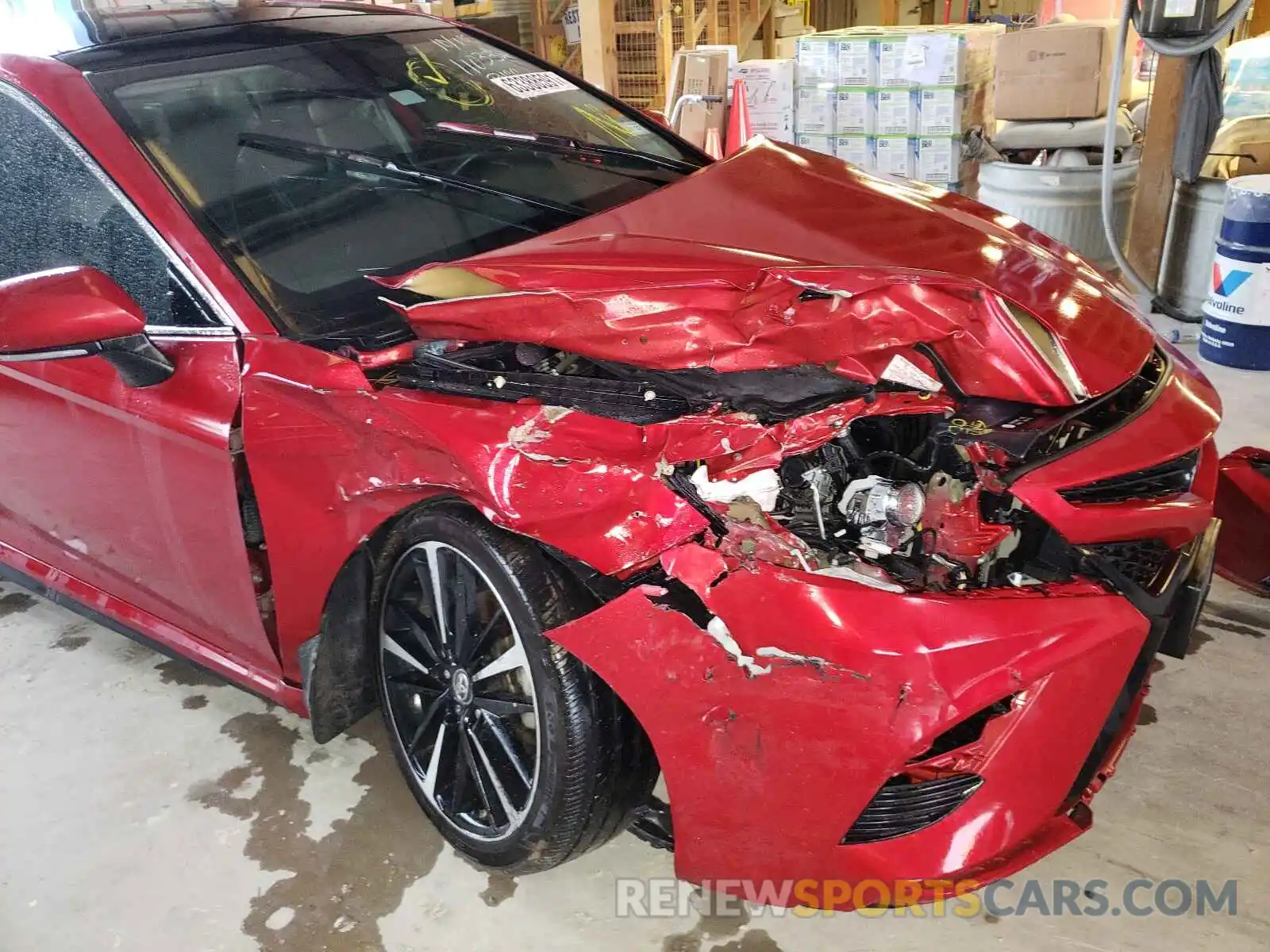 9 Photograph of a damaged car 4T1B61HK9KU171839 TOYOTA CAMRY 2019