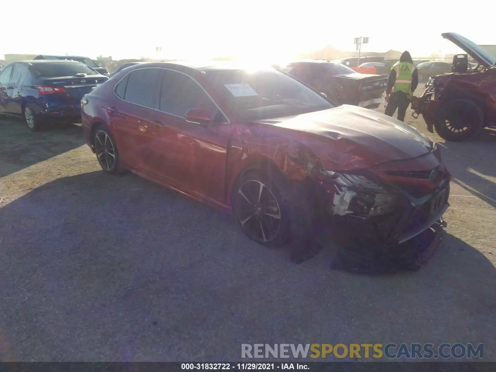 1 Photograph of a damaged car 4T1B61HK9KU176829 TOYOTA CAMRY 2019