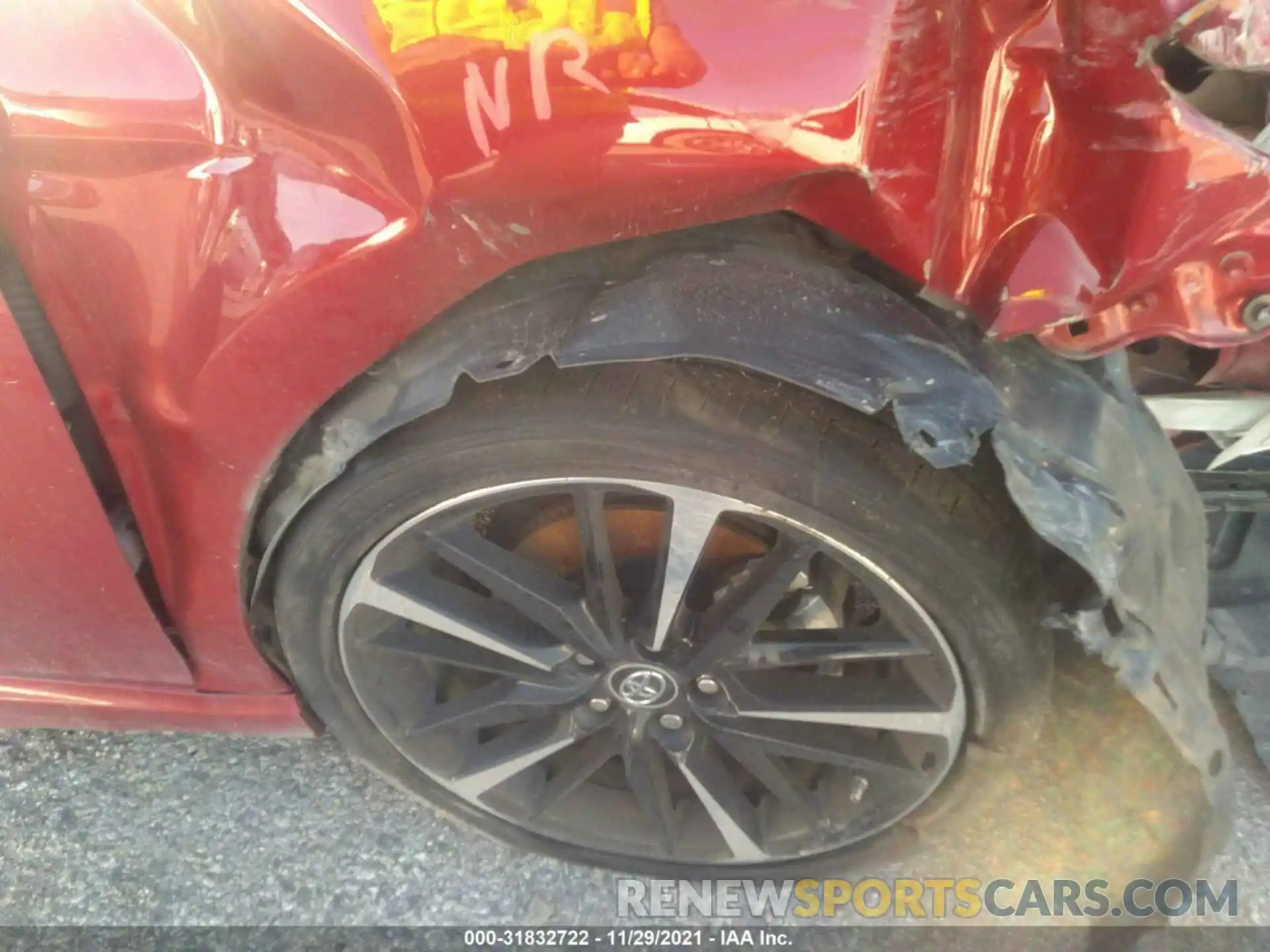 14 Photograph of a damaged car 4T1B61HK9KU176829 TOYOTA CAMRY 2019