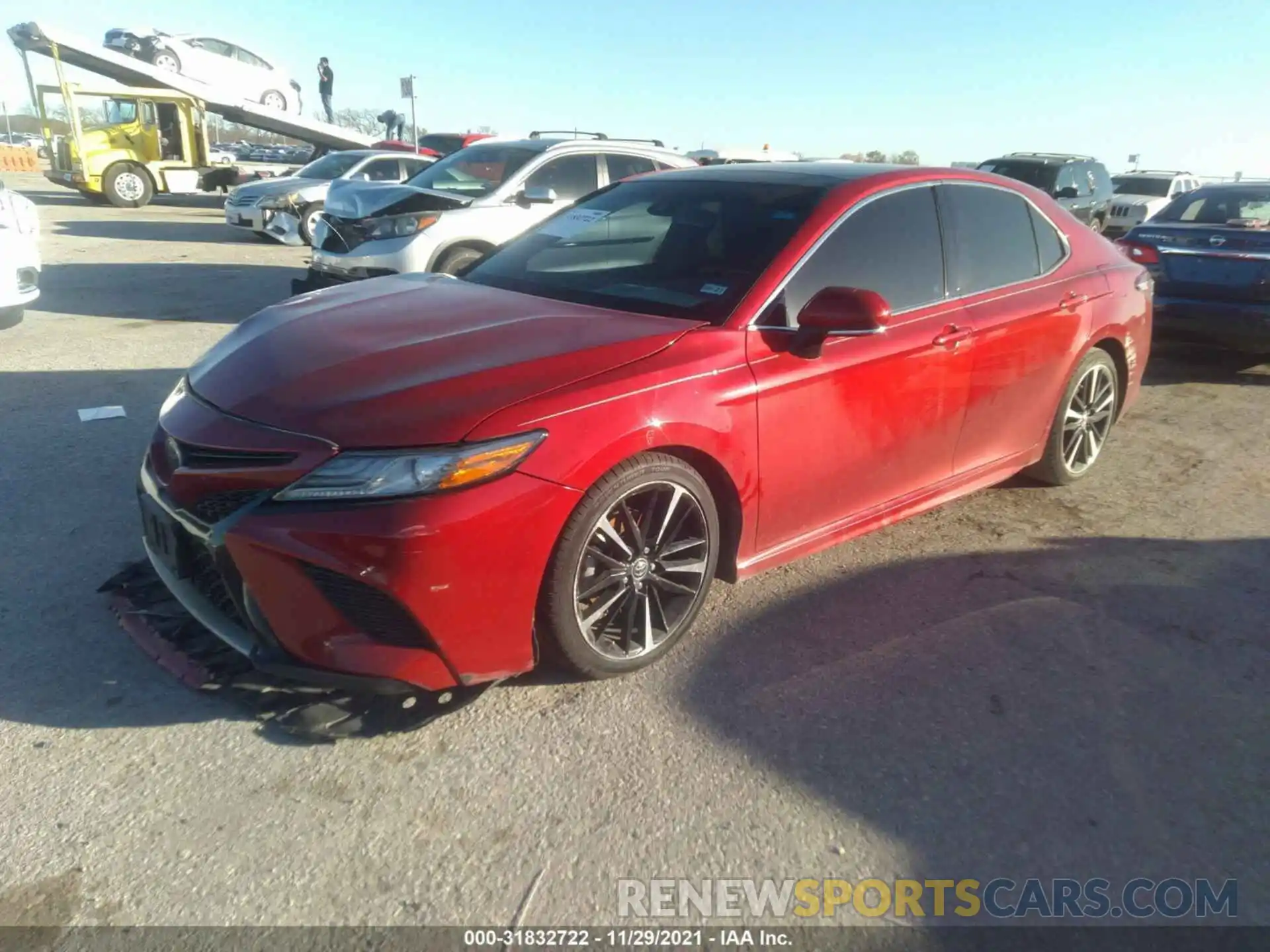 2 Photograph of a damaged car 4T1B61HK9KU176829 TOYOTA CAMRY 2019