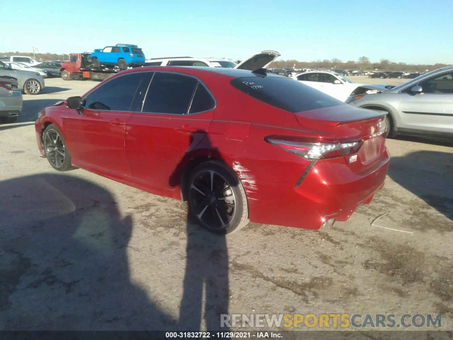 3 Photograph of a damaged car 4T1B61HK9KU176829 TOYOTA CAMRY 2019