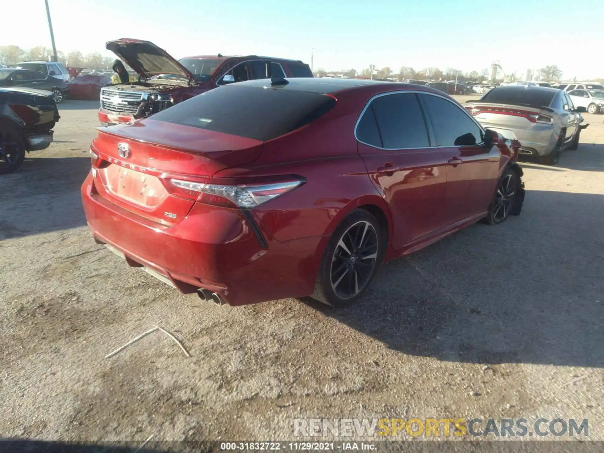 4 Photograph of a damaged car 4T1B61HK9KU176829 TOYOTA CAMRY 2019