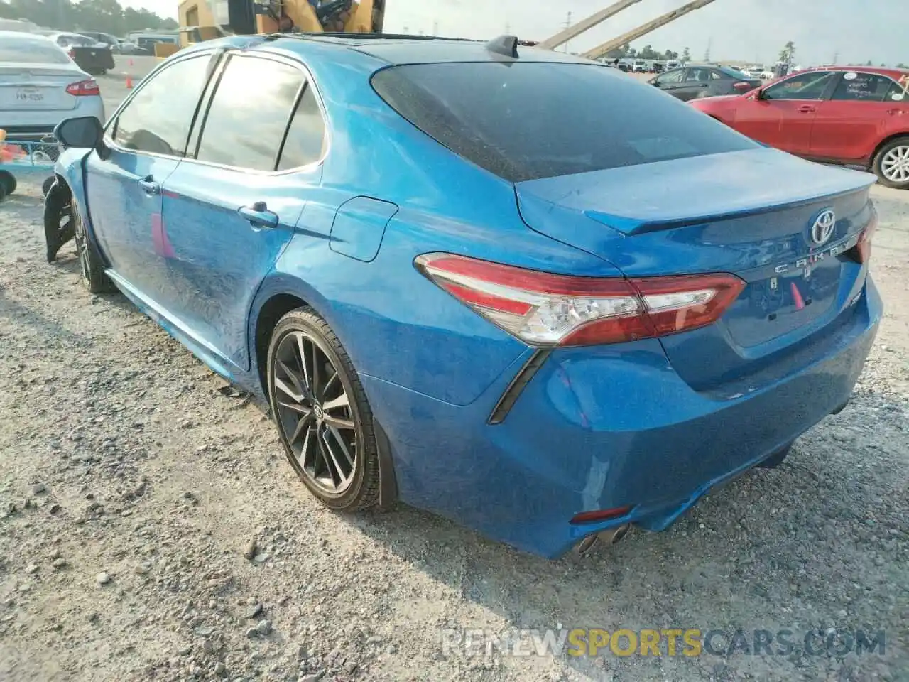 3 Фотография поврежденного автомобиля 4T1B61HK9KU182310 TOYOTA CAMRY 2019