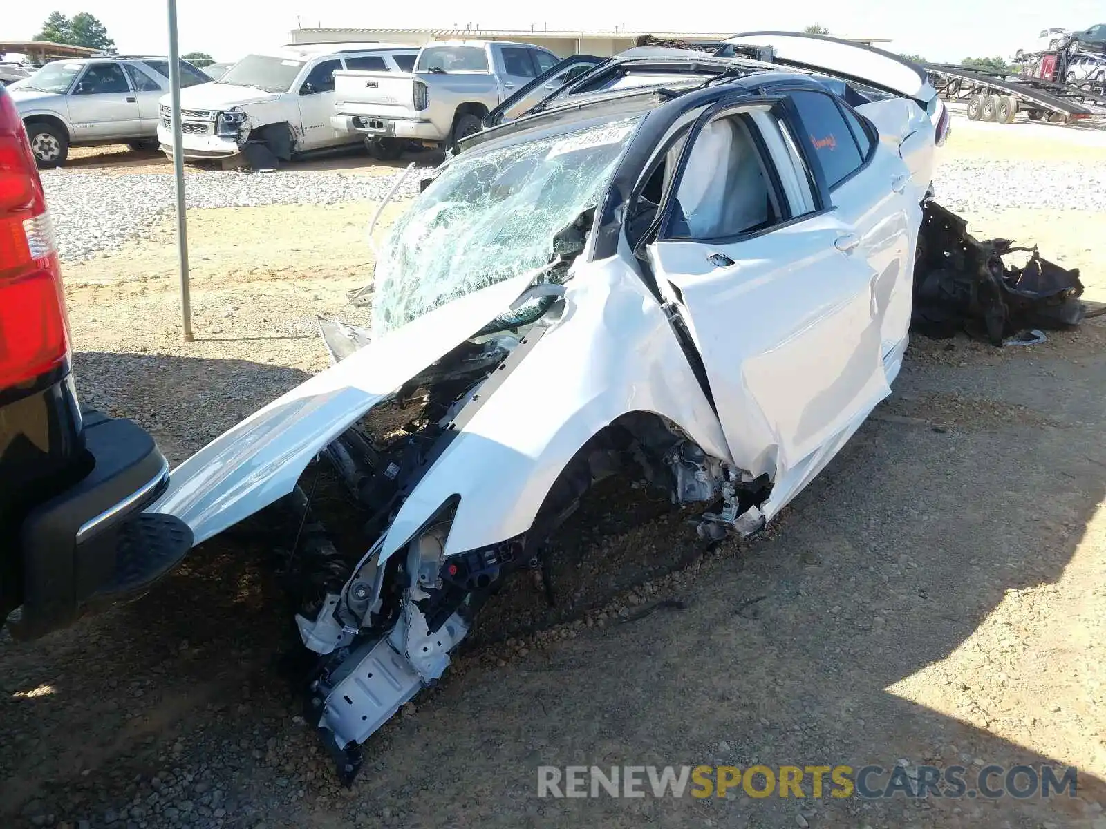 2 Photograph of a damaged car 4T1B61HK9KU187071 TOYOTA CAMRY 2019