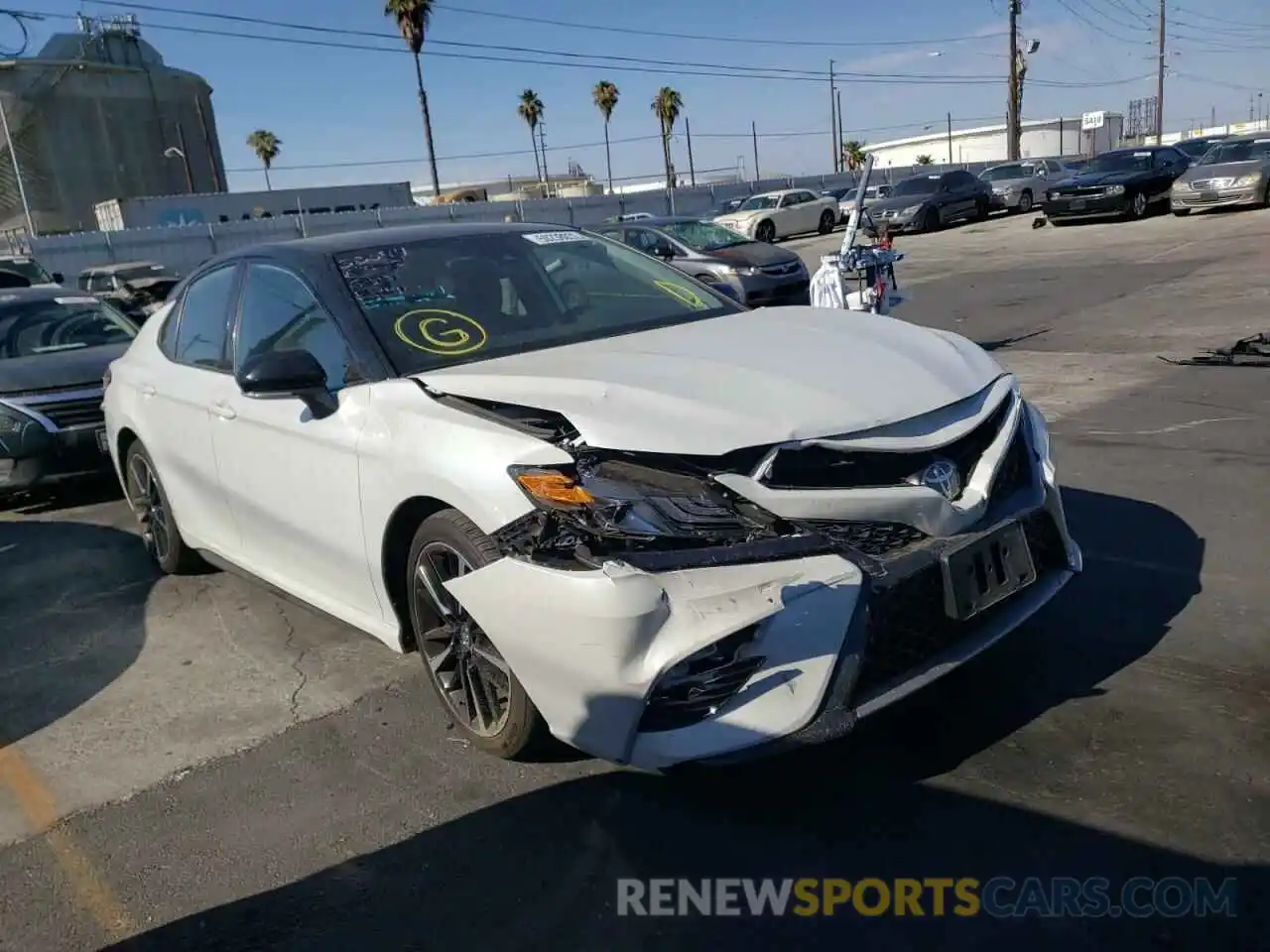 1 Photograph of a damaged car 4T1B61HK9KU195932 TOYOTA CAMRY 2019