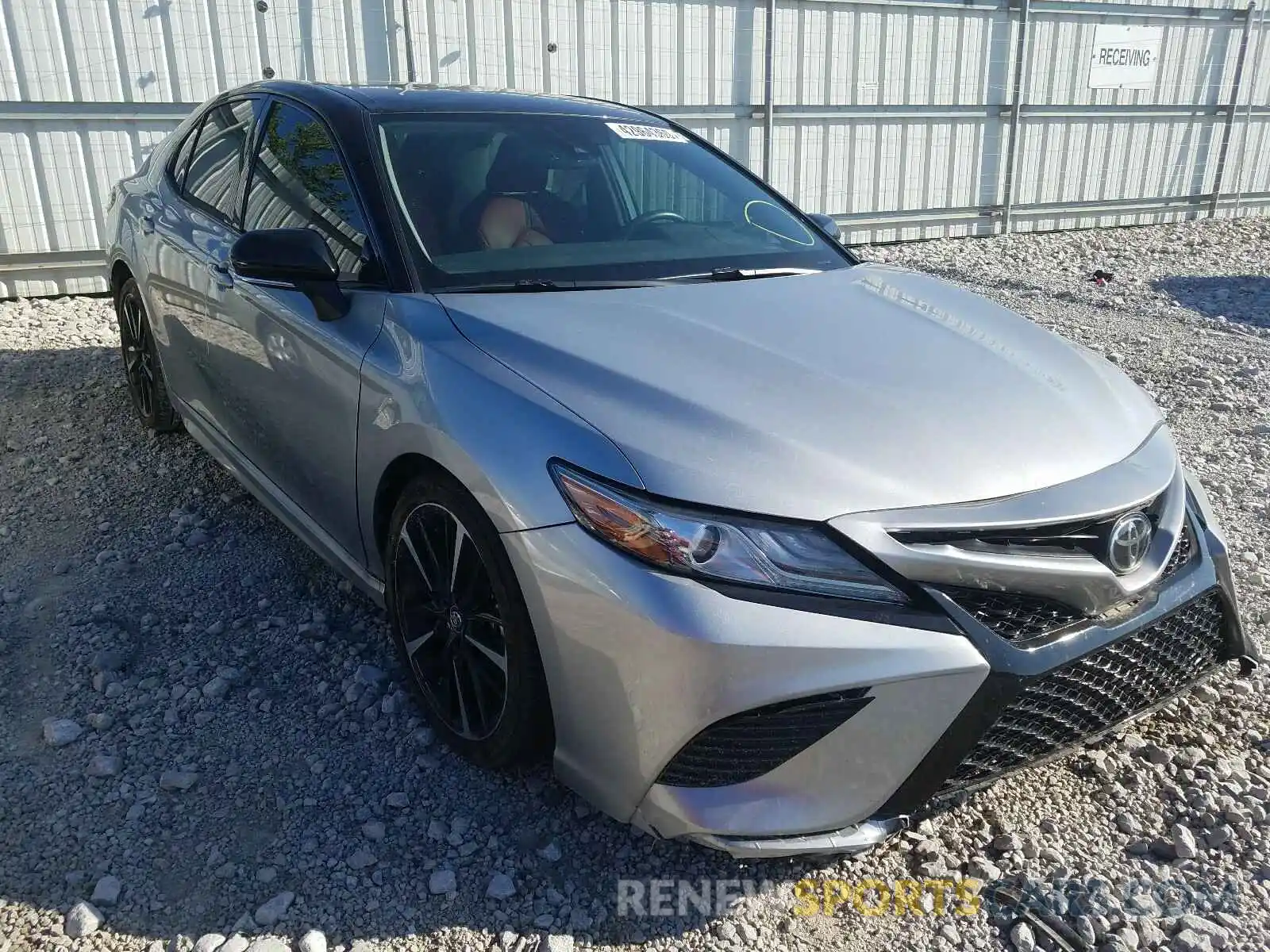 1 Photograph of a damaged car 4T1B61HK9KU197325 TOYOTA CAMRY 2019