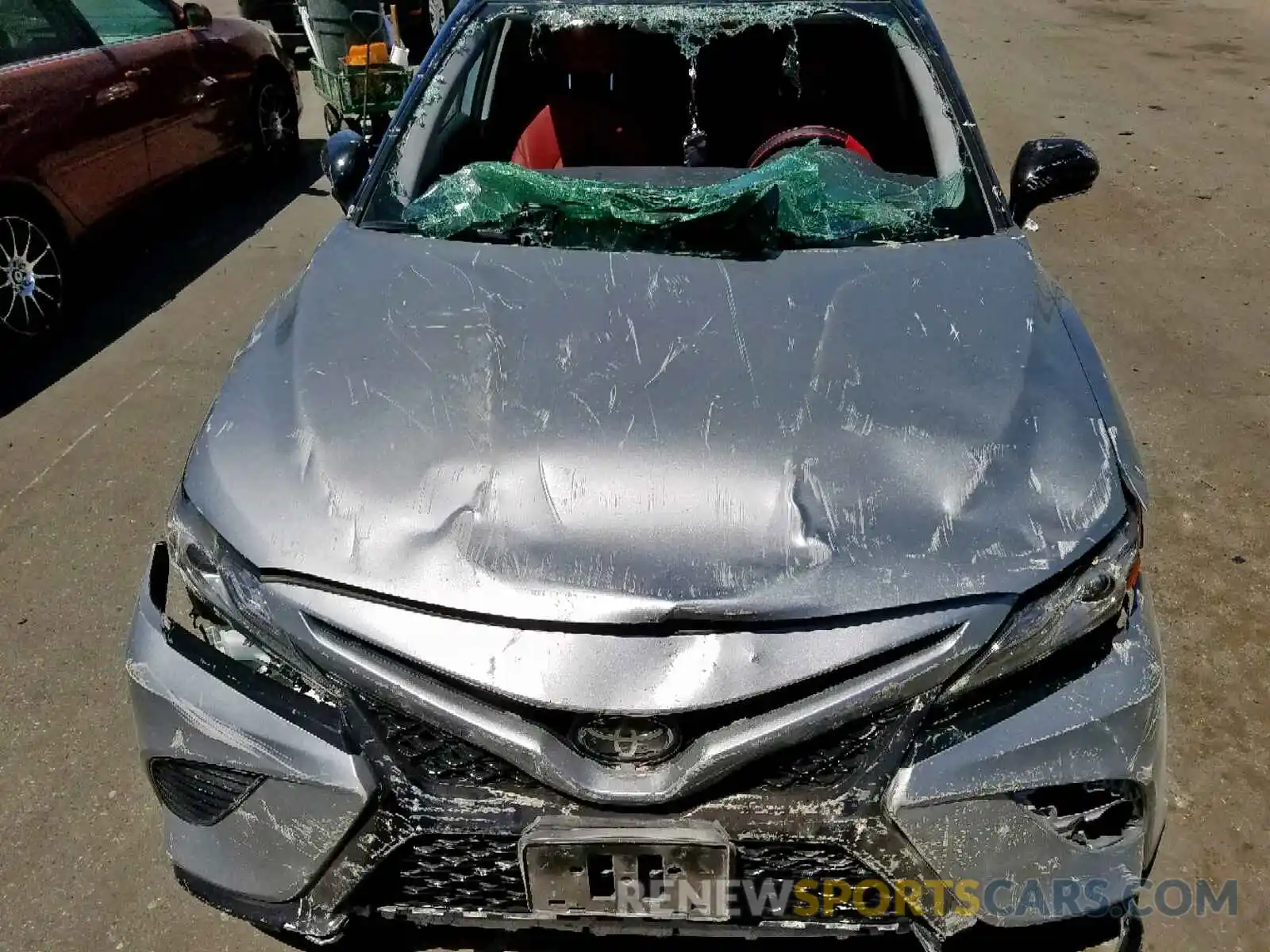 9 Photograph of a damaged car 4T1B61HK9KU198703 TOYOTA CAMRY 2019