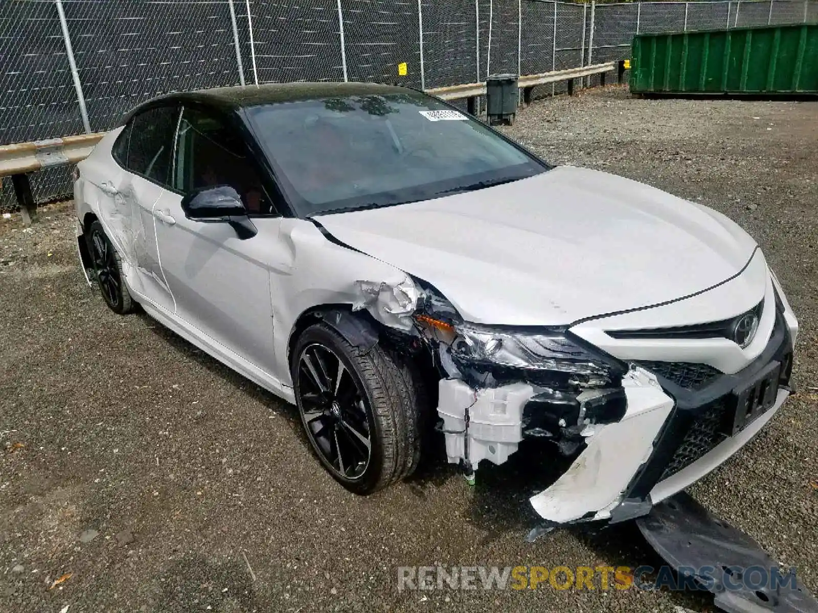 1 Photograph of a damaged car 4T1B61HK9KU210820 TOYOTA CAMRY 2019