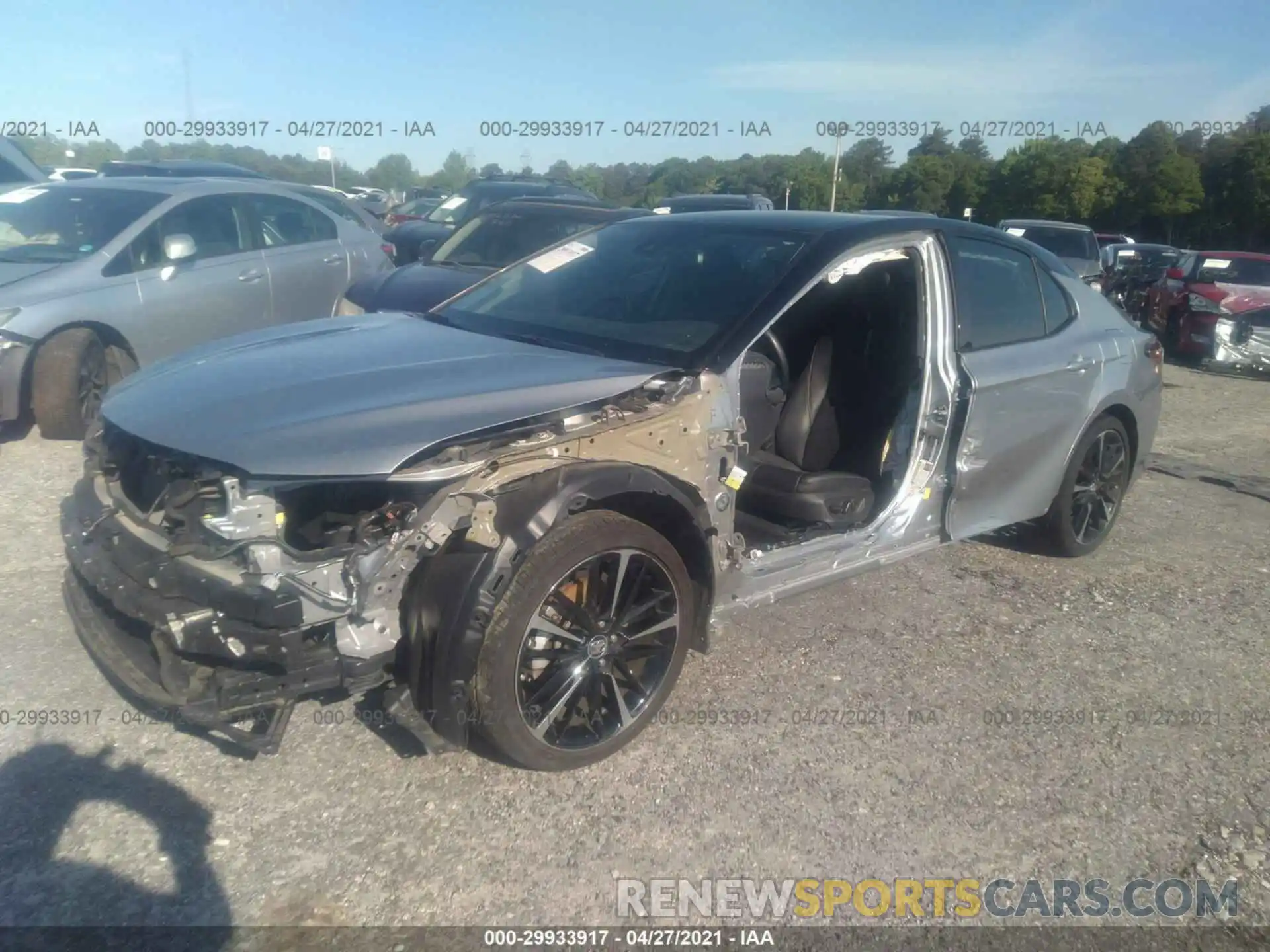 2 Photograph of a damaged car 4T1B61HK9KU213944 TOYOTA CAMRY 2019