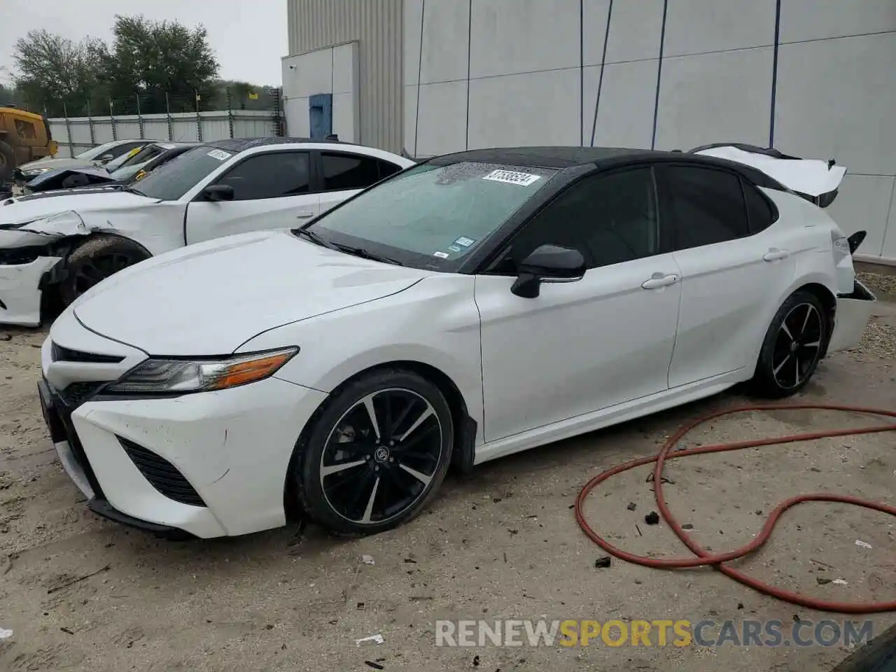 1 Photograph of a damaged car 4T1B61HK9KU228637 TOYOTA CAMRY 2019