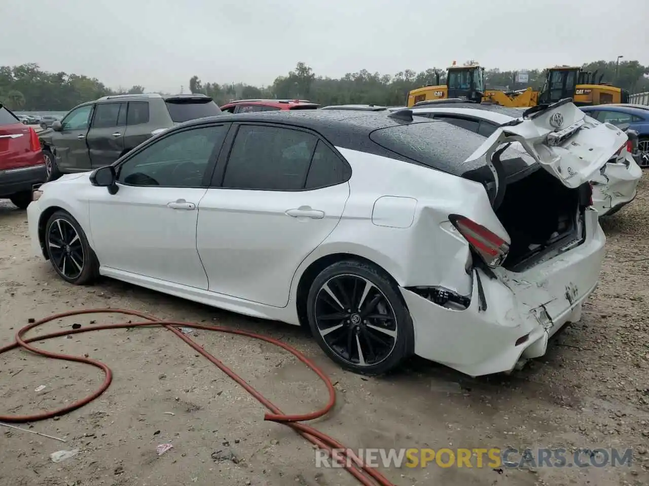 2 Photograph of a damaged car 4T1B61HK9KU228637 TOYOTA CAMRY 2019