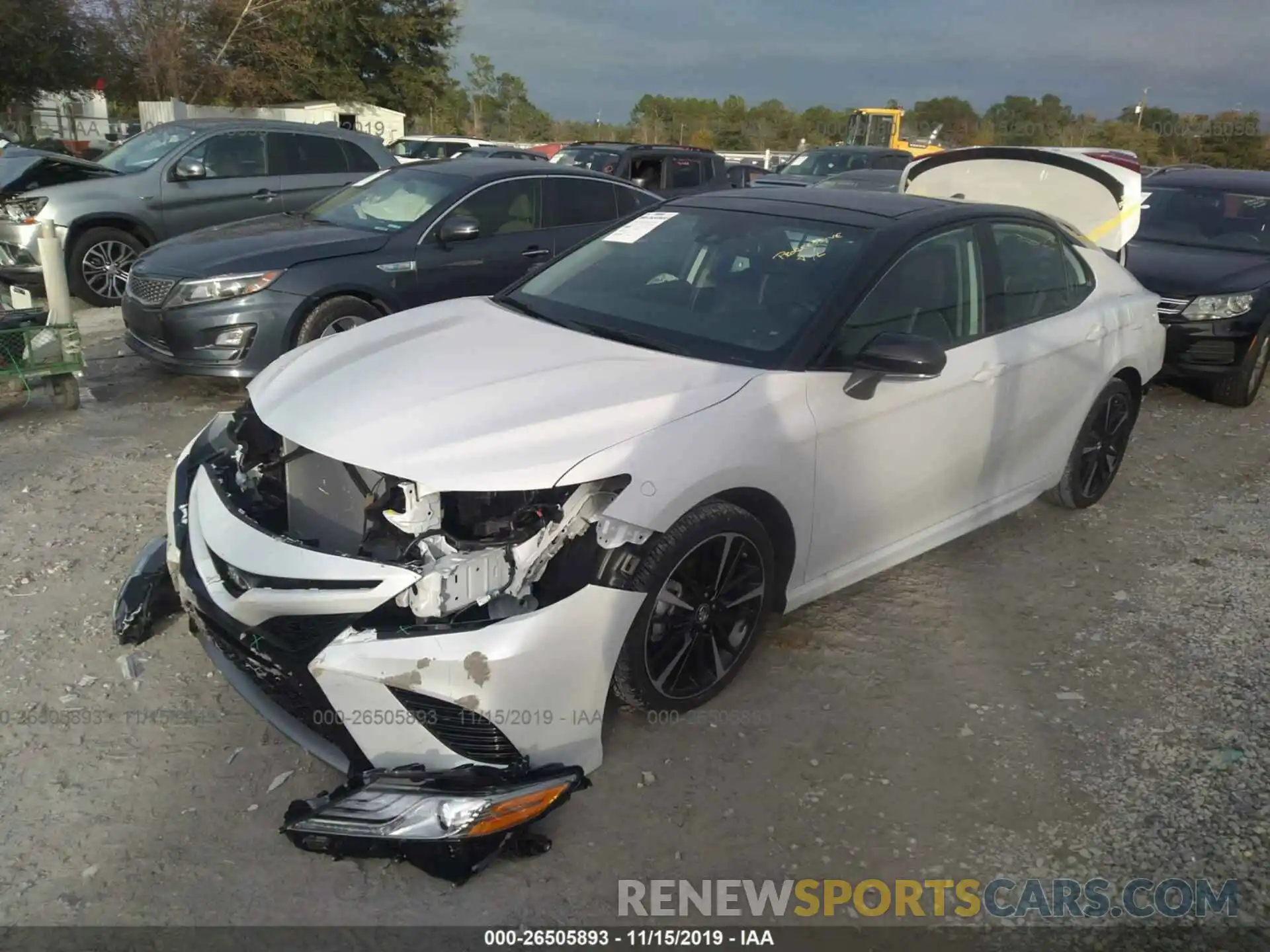 2 Photograph of a damaged car 4T1B61HK9KU230260 TOYOTA CAMRY 2019