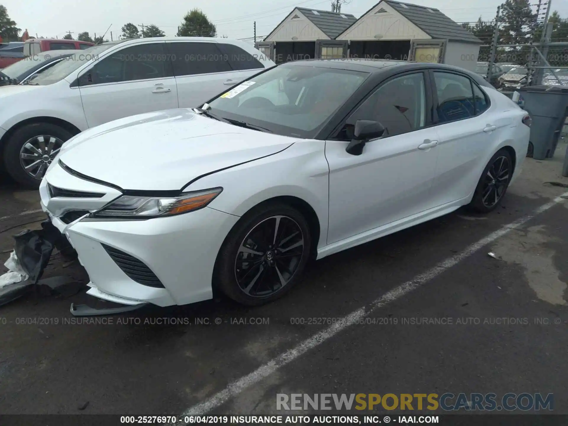 2 Photograph of a damaged car 4T1B61HK9KU233417 TOYOTA CAMRY 2019