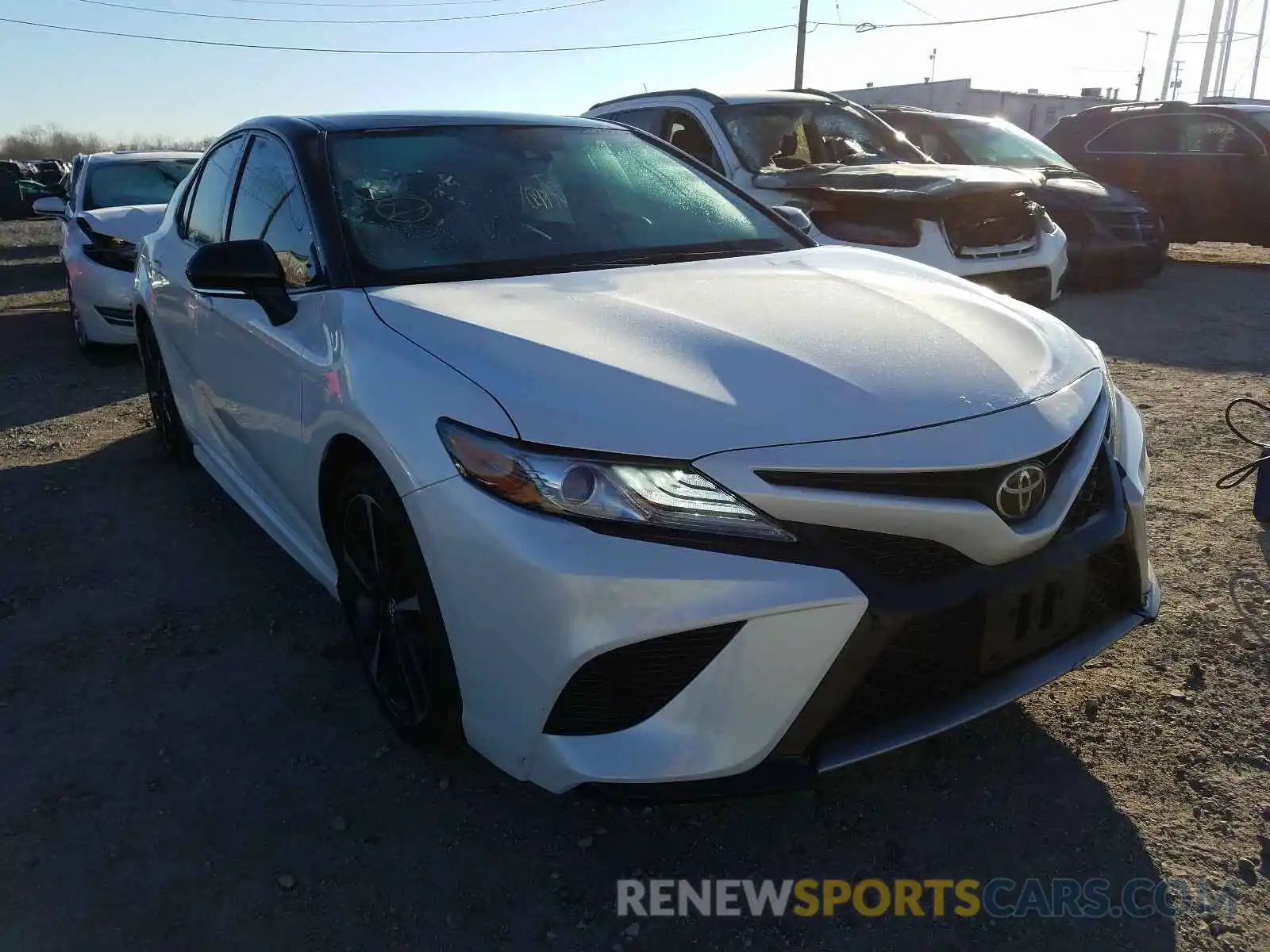 1 Photograph of a damaged car 4T1B61HK9KU234616 TOYOTA CAMRY 2019