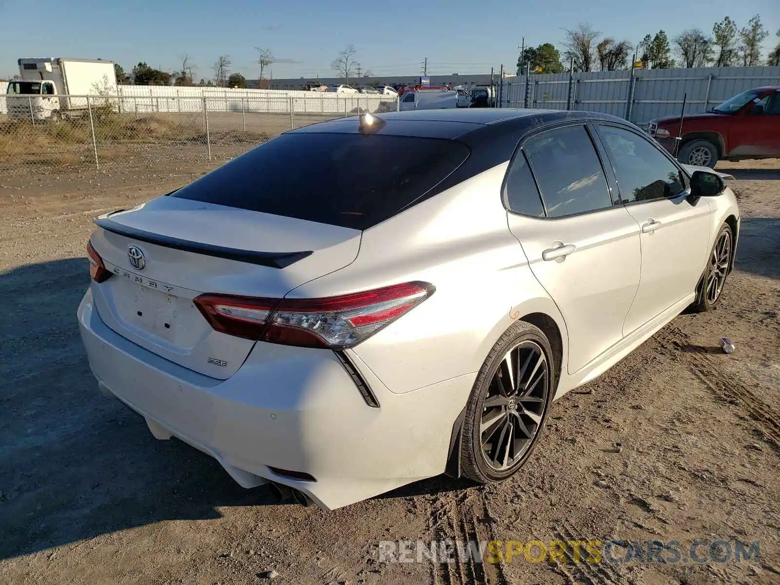 4 Фотография поврежденного автомобиля 4T1B61HK9KU253876 TOYOTA CAMRY 2019