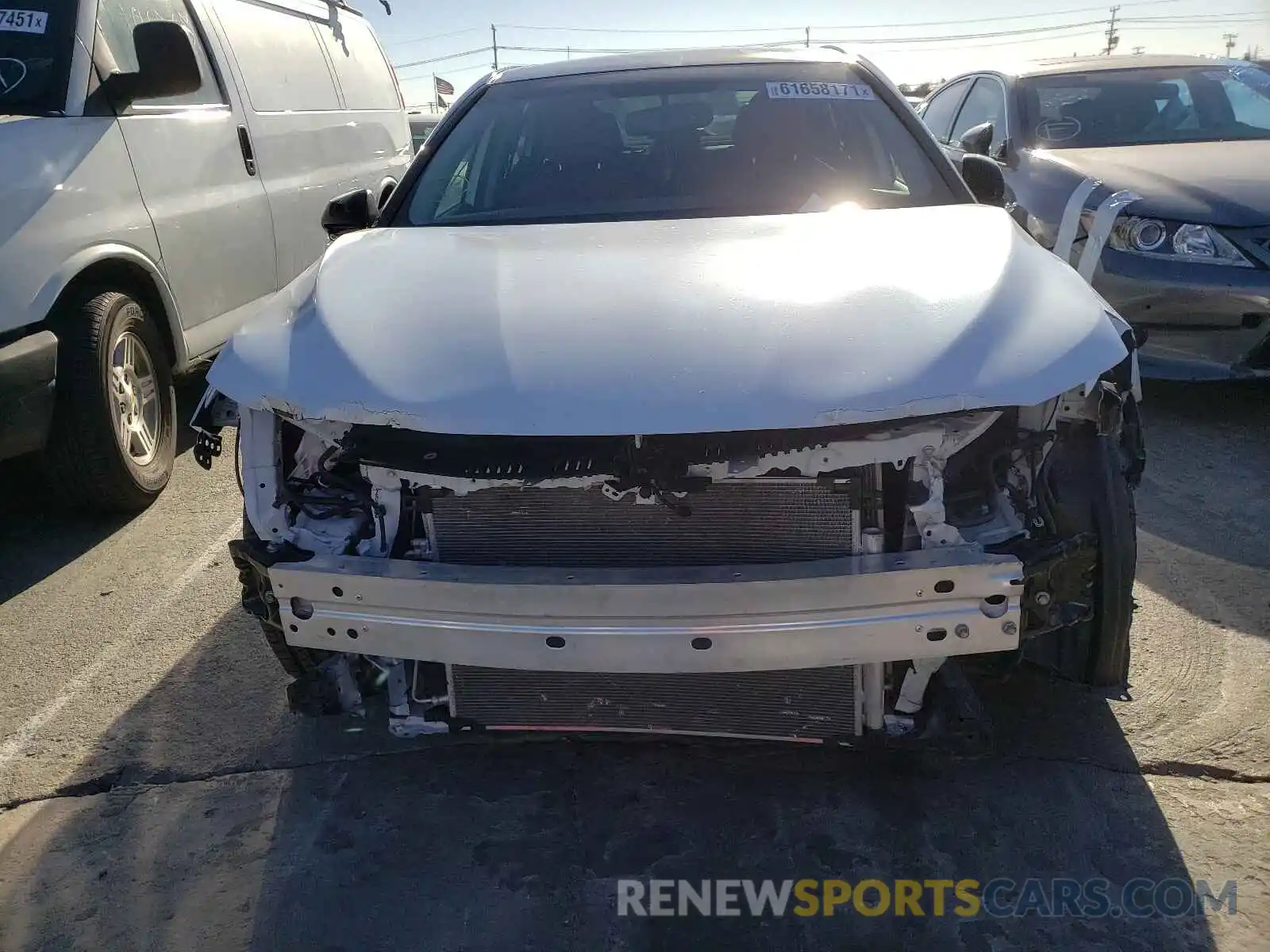 9 Photograph of a damaged car 4T1B61HK9KU254672 TOYOTA CAMRY 2019