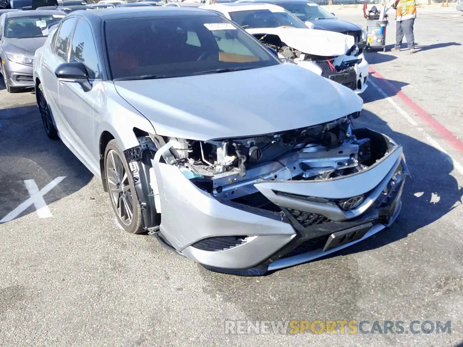 1 Photograph of a damaged car 4T1B61HK9KU273268 TOYOTA CAMRY 2019