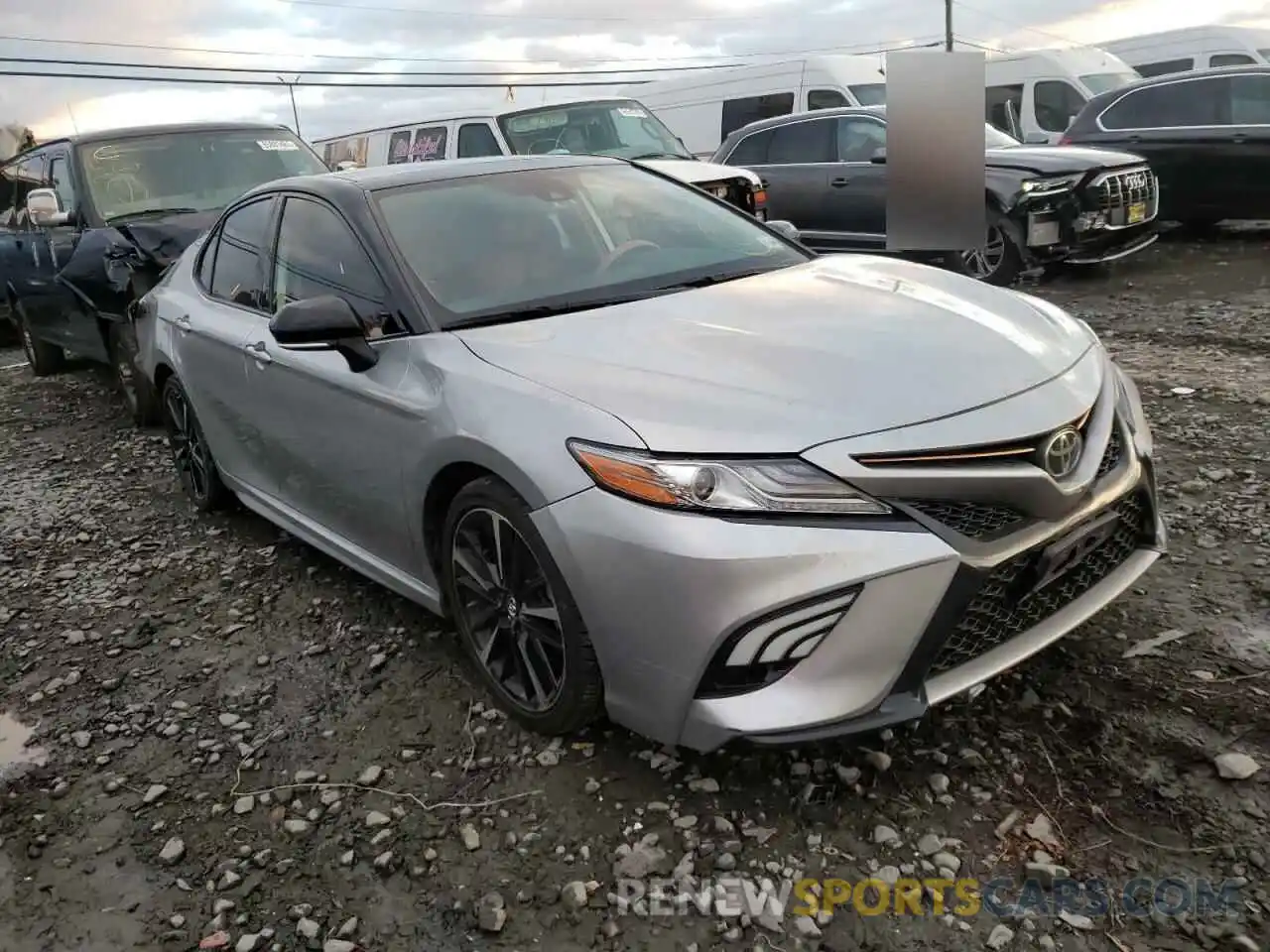 1 Photograph of a damaged car 4T1B61HK9KU274811 TOYOTA CAMRY 2019