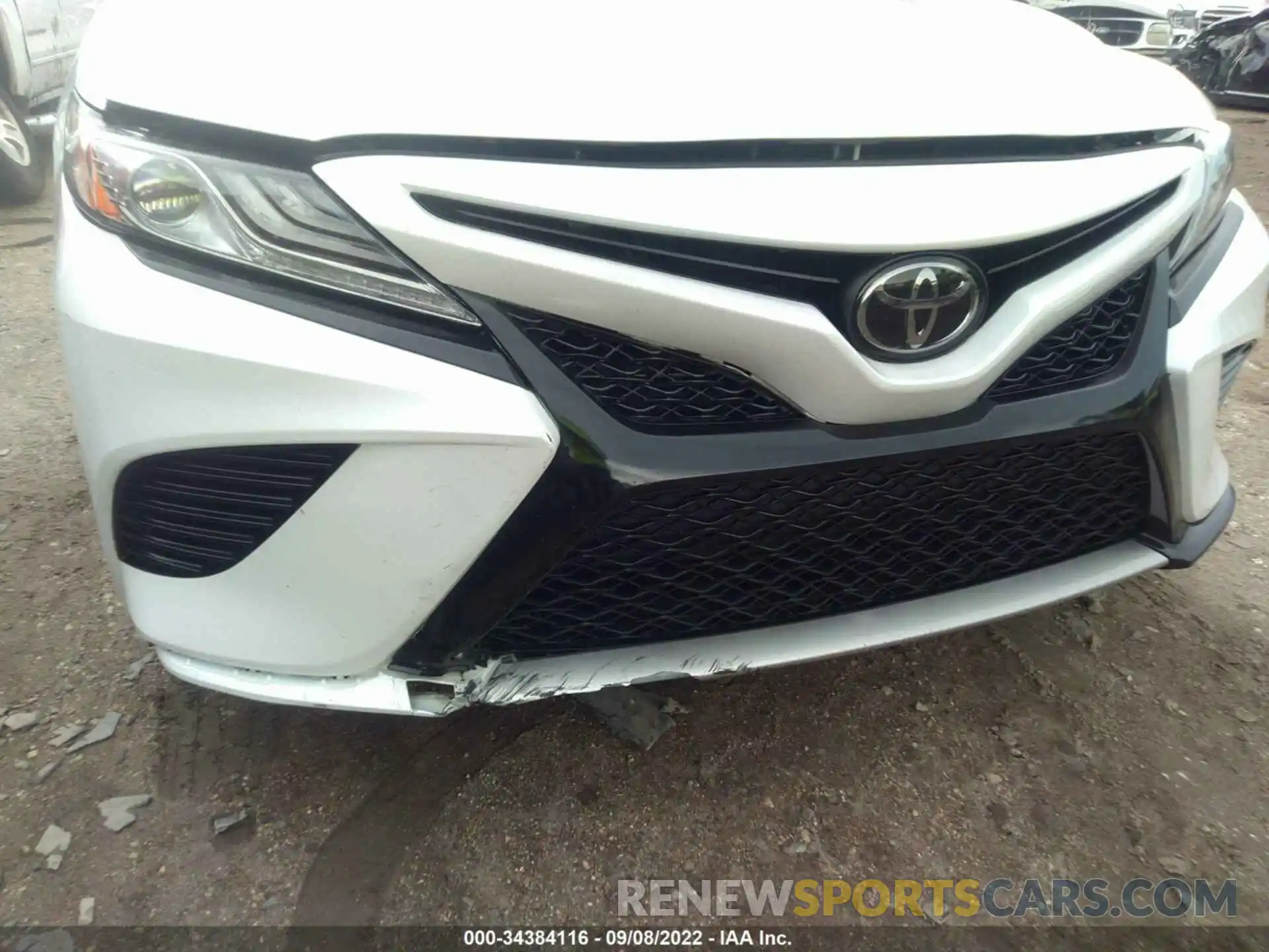 6 Photograph of a damaged car 4T1B61HK9KU277773 TOYOTA CAMRY 2019