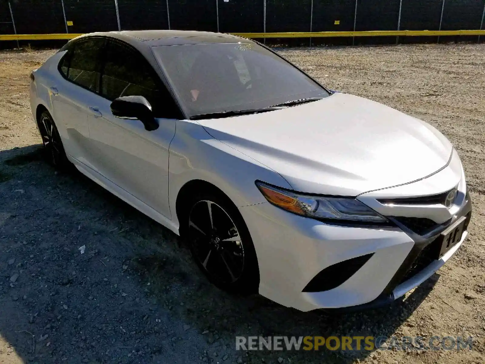 1 Photograph of a damaged car 4T1B61HK9KU279443 TOYOTA CAMRY 2019