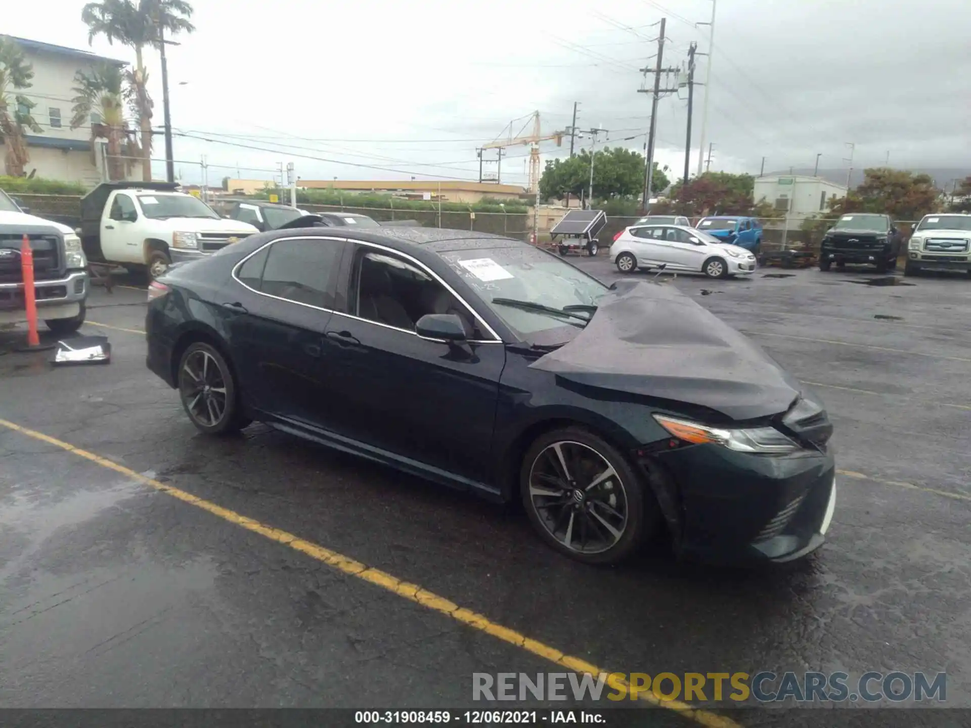 1 Photograph of a damaged car 4T1B61HK9KU294072 TOYOTA CAMRY 2019