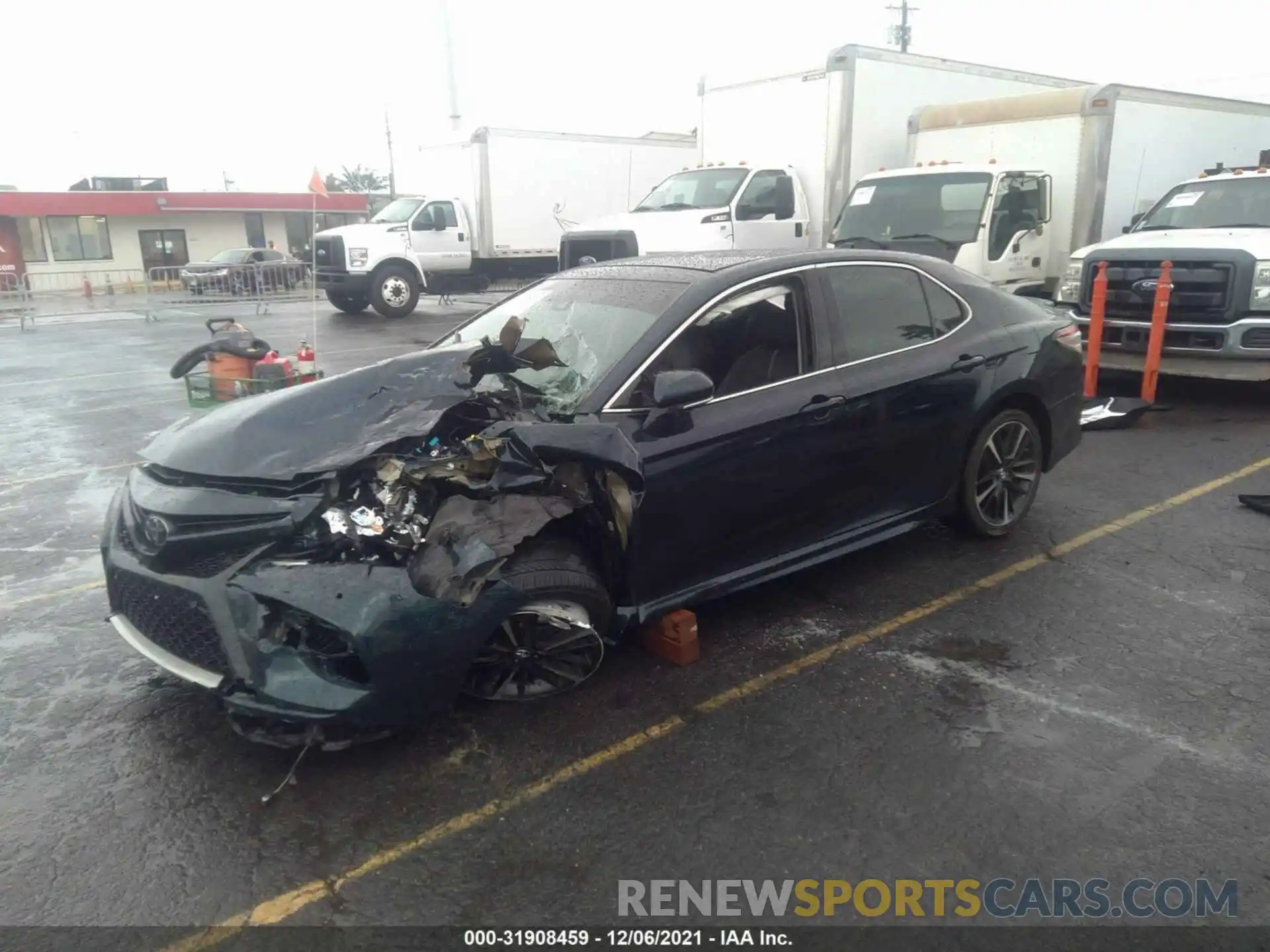 2 Photograph of a damaged car 4T1B61HK9KU294072 TOYOTA CAMRY 2019