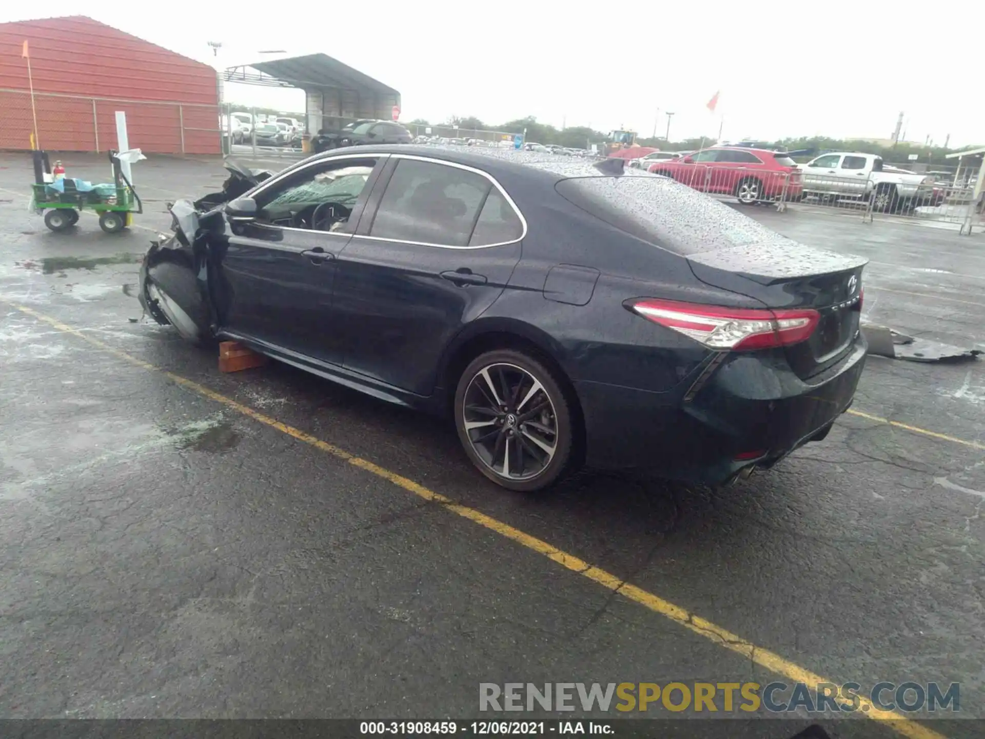 3 Photograph of a damaged car 4T1B61HK9KU294072 TOYOTA CAMRY 2019