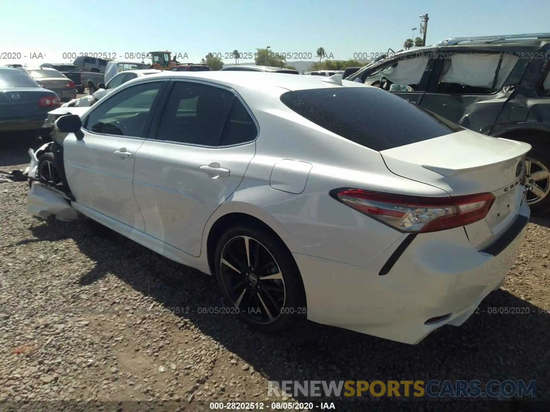 3 Photograph of a damaged car 4T1B61HK9KU300050 TOYOTA CAMRY 2019