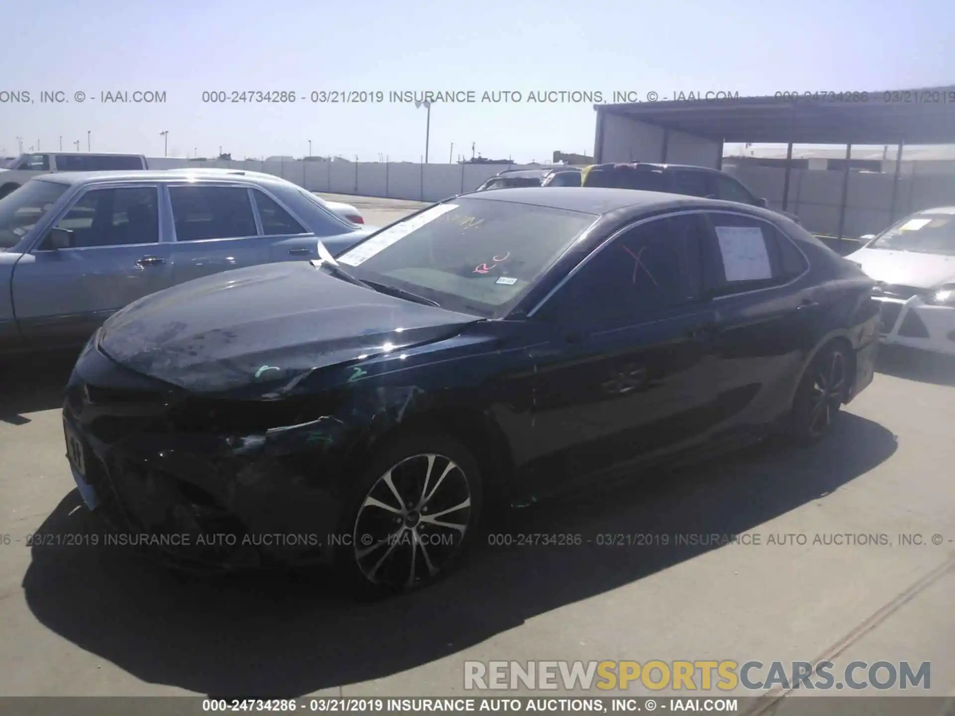 2 Photograph of a damaged car 4T1B61HK9KU685335 TOYOTA CAMRY 2019