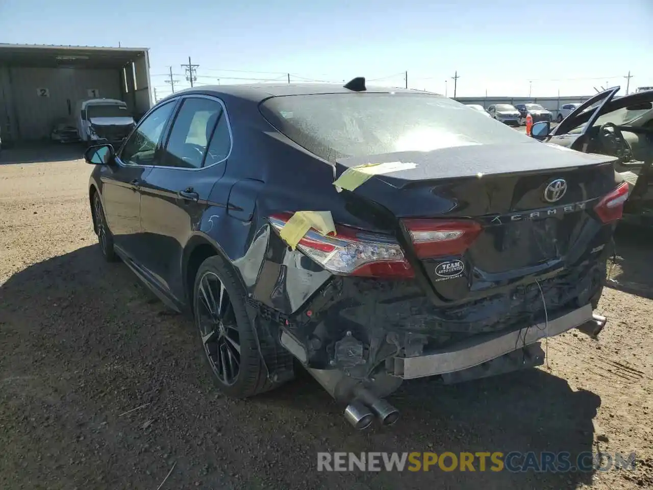 3 Photograph of a damaged car 4T1B61HK9KU704305 TOYOTA CAMRY 2019