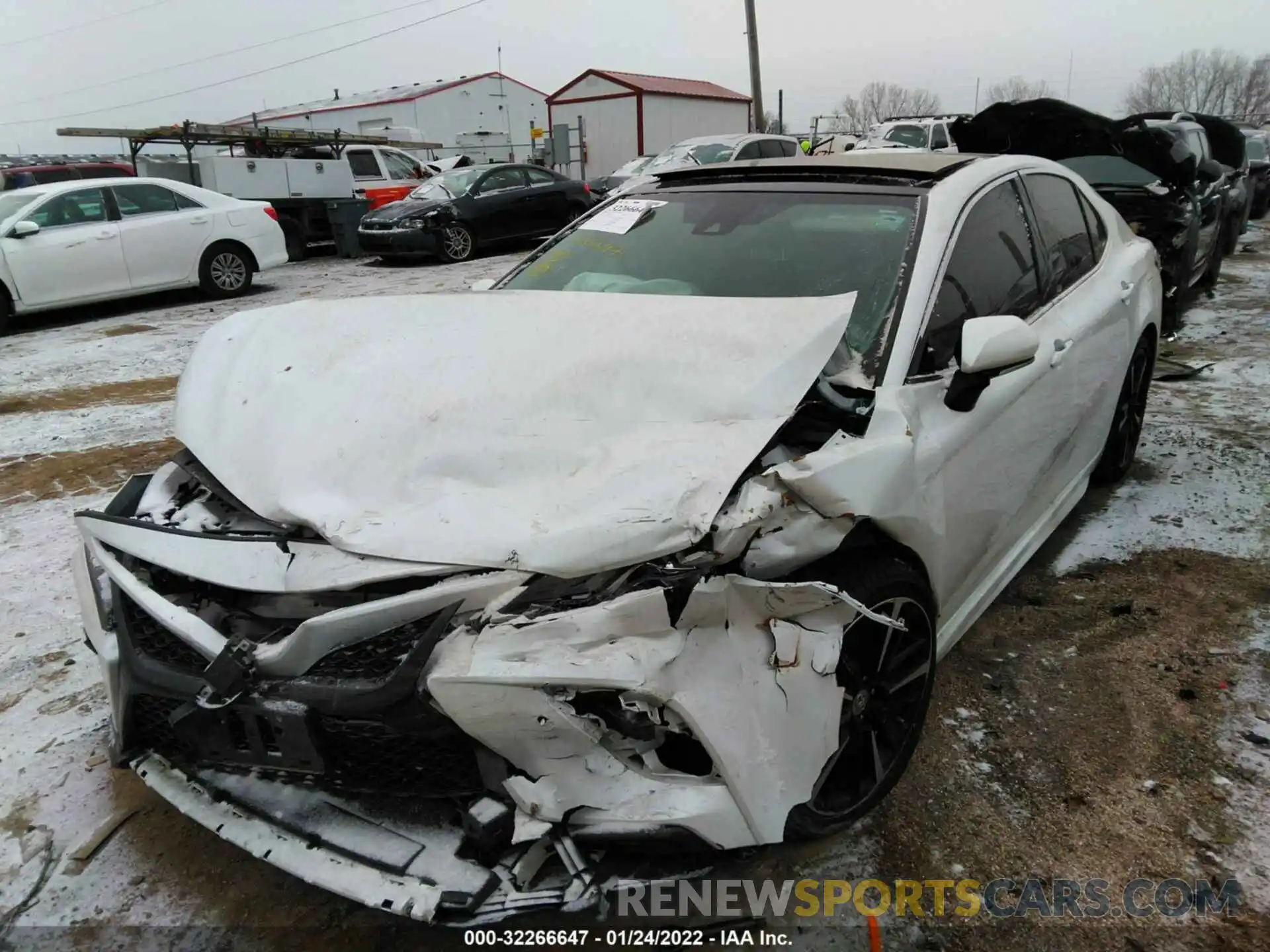 6 Photograph of a damaged car 4T1B61HK9KU712727 TOYOTA CAMRY 2019