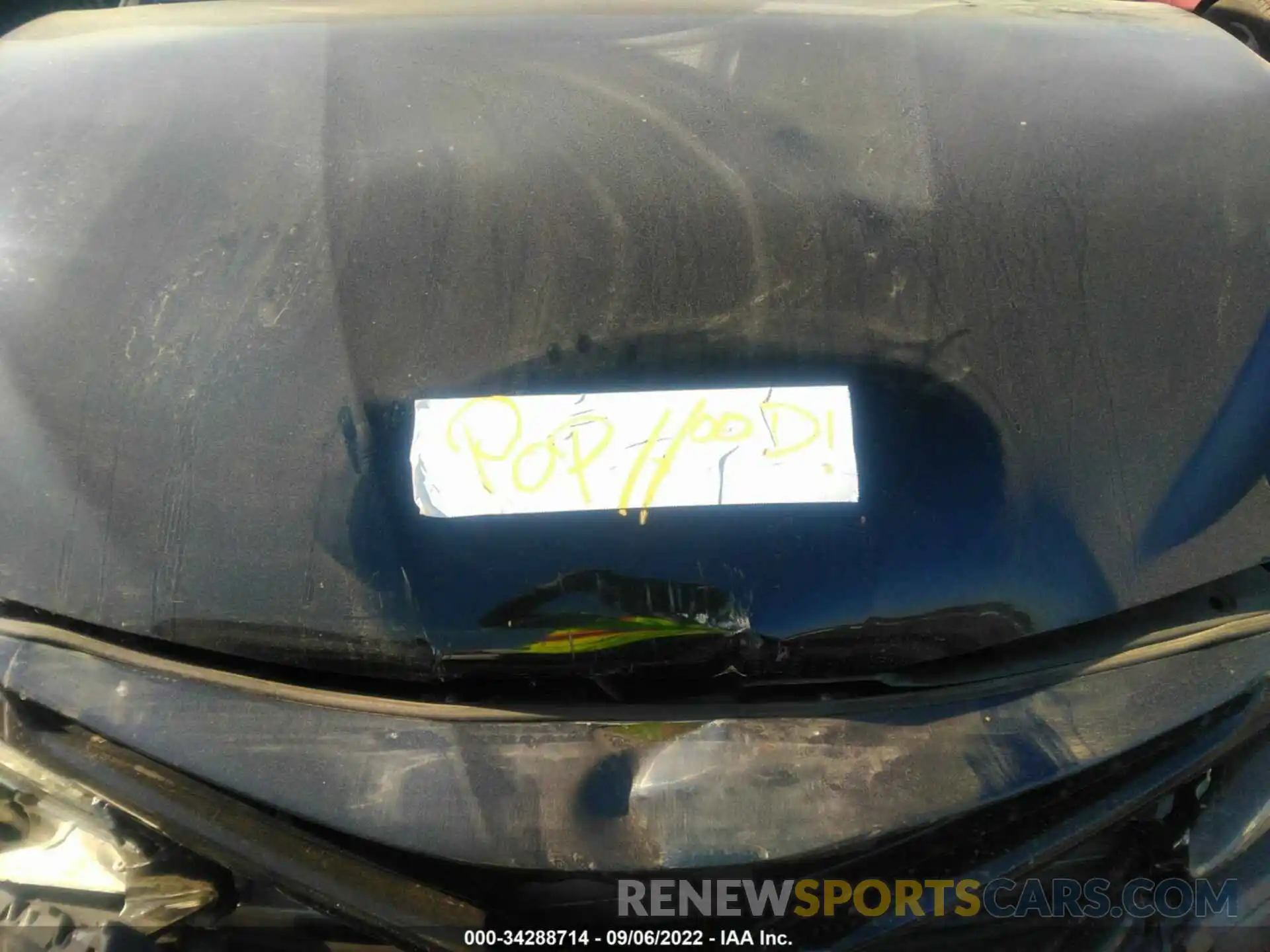 10 Photograph of a damaged car 4T1B61HK9KU725915 TOYOTA CAMRY 2019