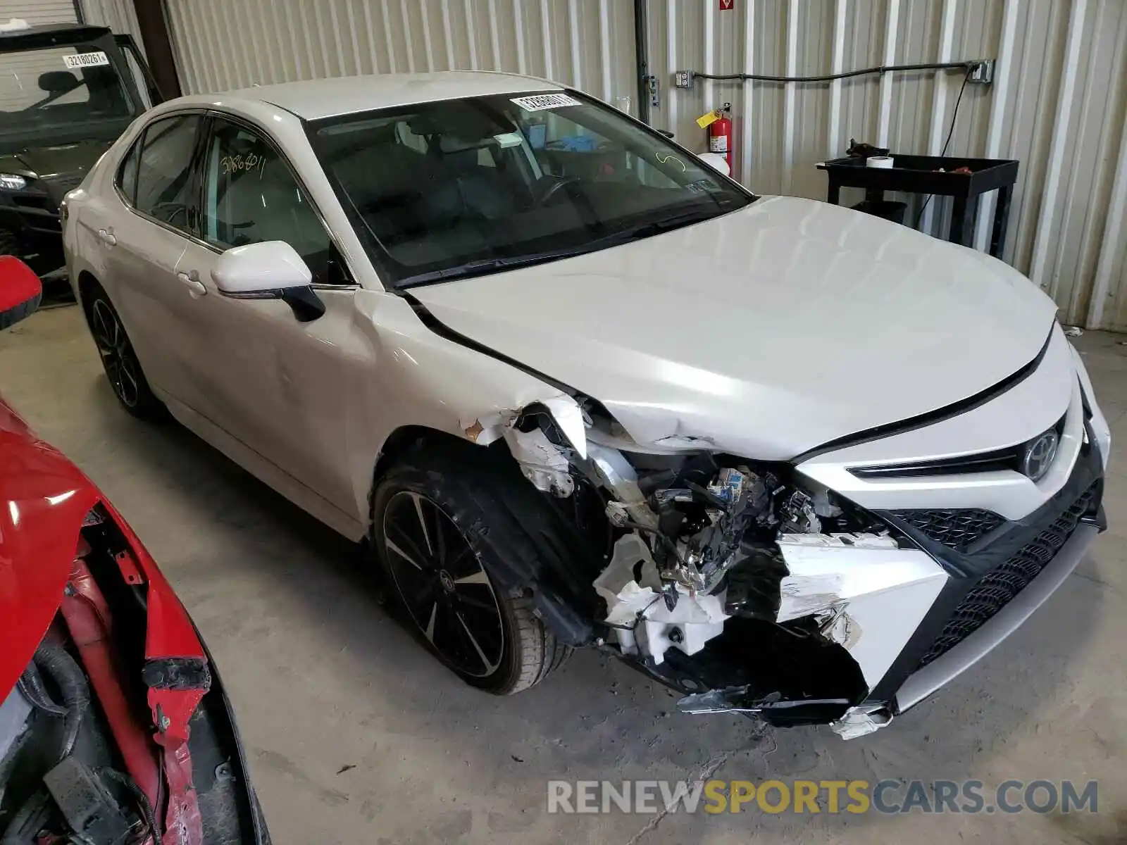 1 Photograph of a damaged car 4T1B61HK9KU732475 TOYOTA CAMRY 2019