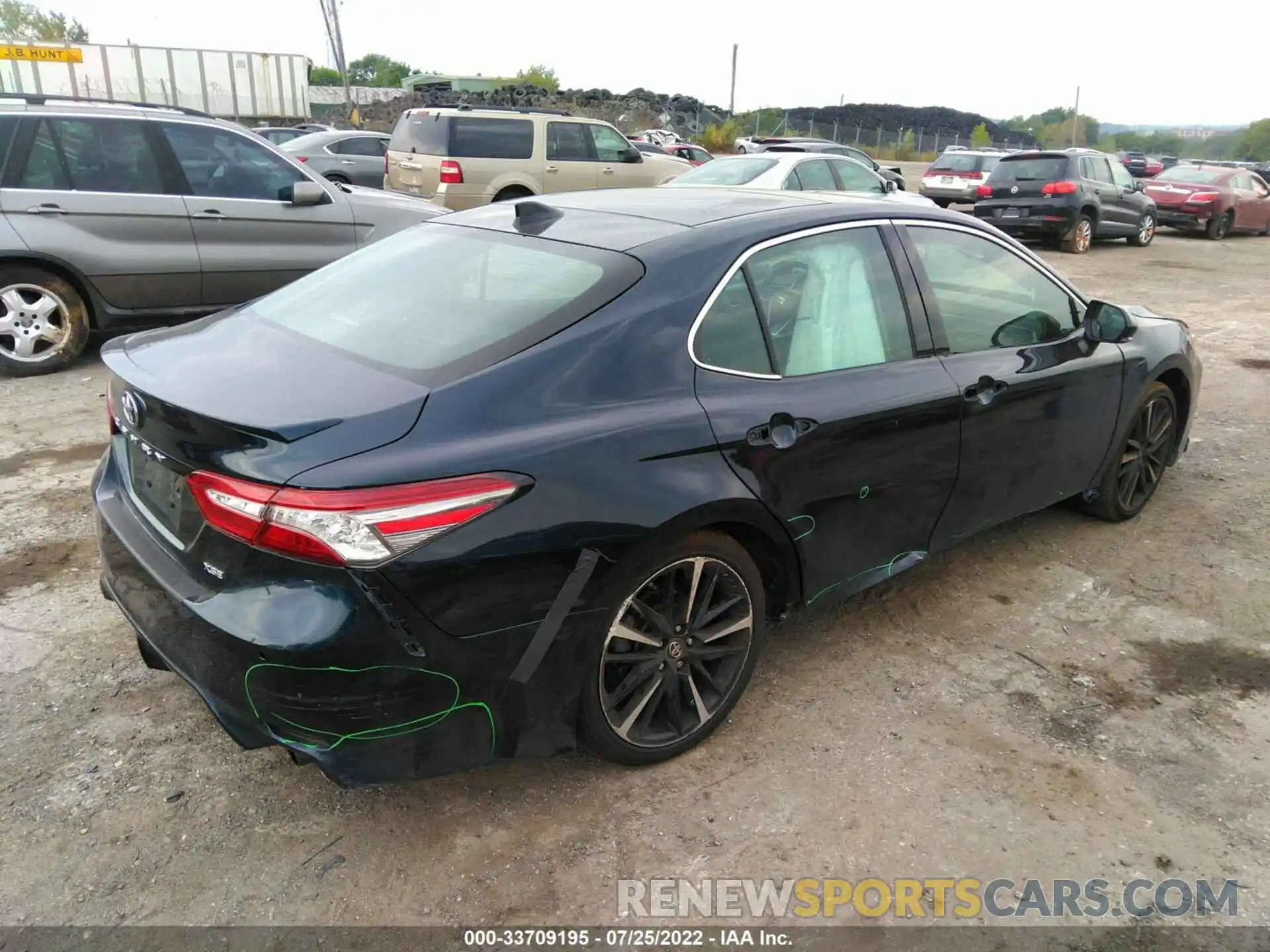 4 Фотография поврежденного автомобиля 4T1B61HK9KU735229 TOYOTA CAMRY 2019