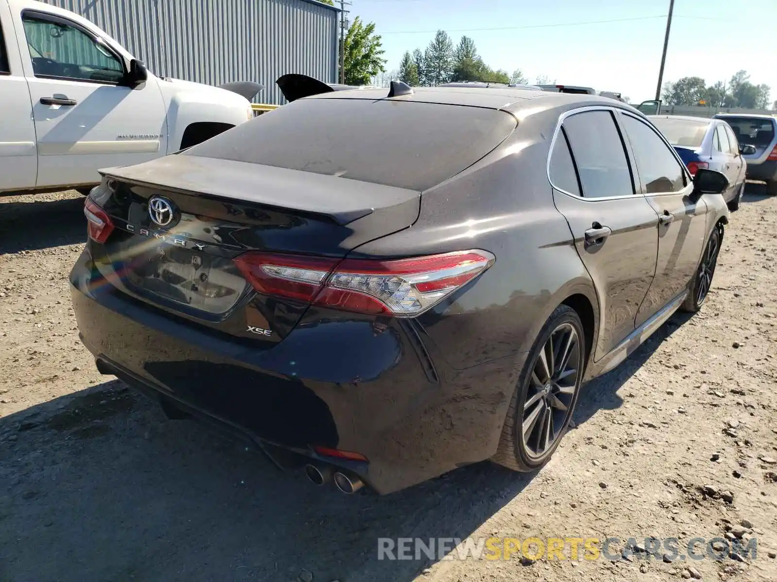 4 Фотография поврежденного автомобиля 4T1B61HK9KU735991 TOYOTA CAMRY 2019