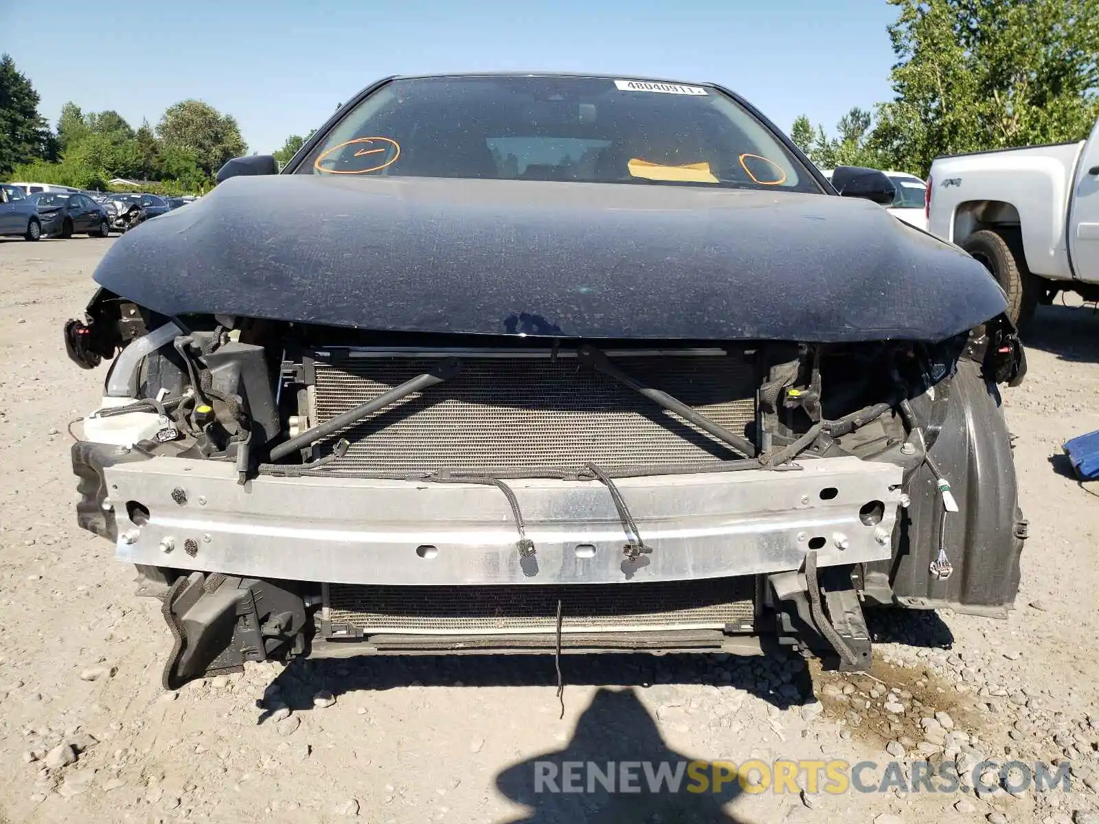 9 Photograph of a damaged car 4T1B61HK9KU735991 TOYOTA CAMRY 2019