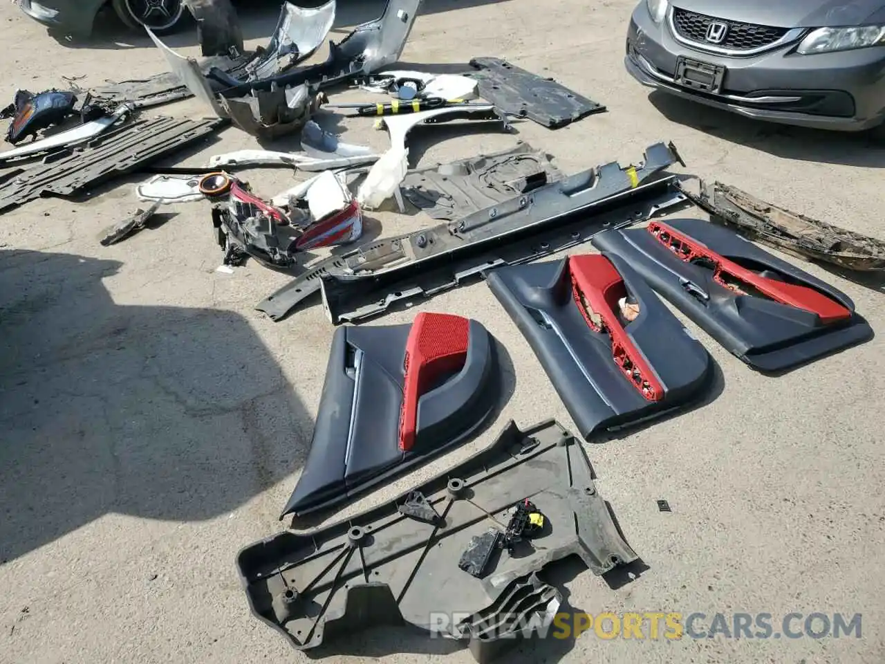 12 Photograph of a damaged car 4T1B61HK9KU736073 TOYOTA CAMRY 2019